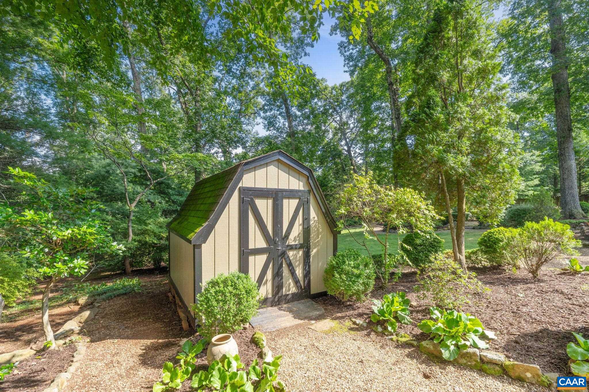 316 WESTMINSTER RD, CHARLOTTESVILLE, Virginia 22901, 3 Bedrooms Bedrooms, ,2 BathroomsBathrooms,Residential,316 WESTMINSTER RD,666950 MLS # 666950