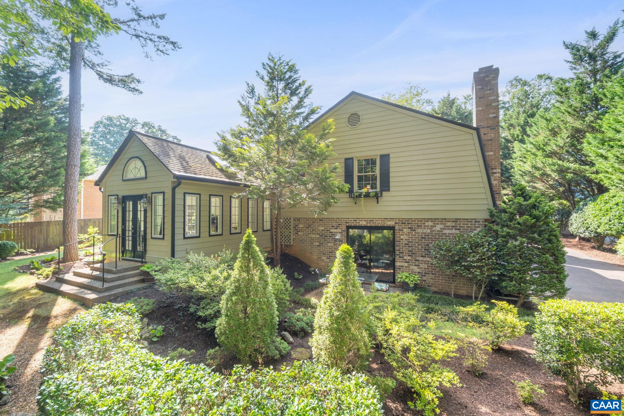 316 WESTMINSTER RD, CHARLOTTESVILLE, Virginia 22901, 3 Bedrooms Bedrooms, ,2 BathroomsBathrooms,Residential,316 WESTMINSTER RD,666950 MLS # 666950