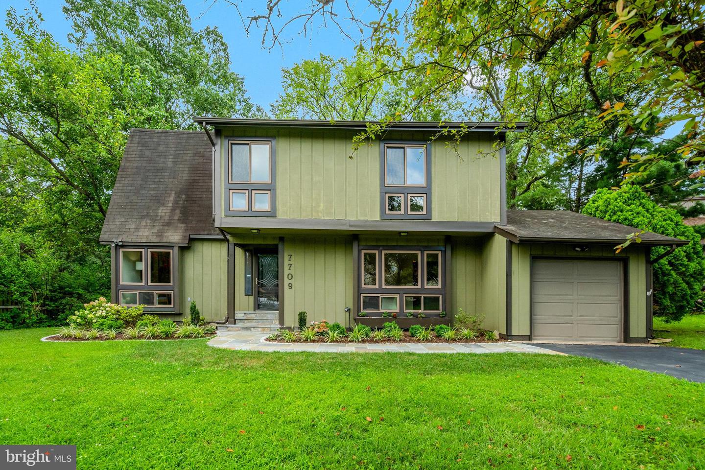 7709 ANDERSON CT, MANASSAS, Virginia 20109, 3 Bedrooms Bedrooms, ,2 BathroomsBathrooms,Residential,For sale,7709 ANDERSON CT,VAPW2096178 MLS # VAPW2096178