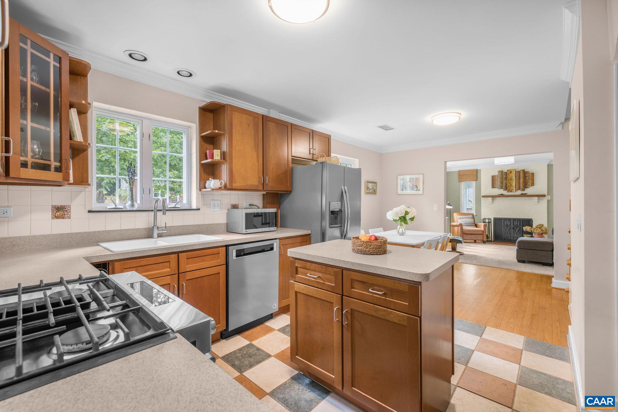 1107 WELLFORD ST, CHARLOTTESVILLE, Virginia 22903, 5 Bedrooms Bedrooms, ,3 BathroomsBathrooms,Residential,1107 WELLFORD ST,666982 MLS # 666982