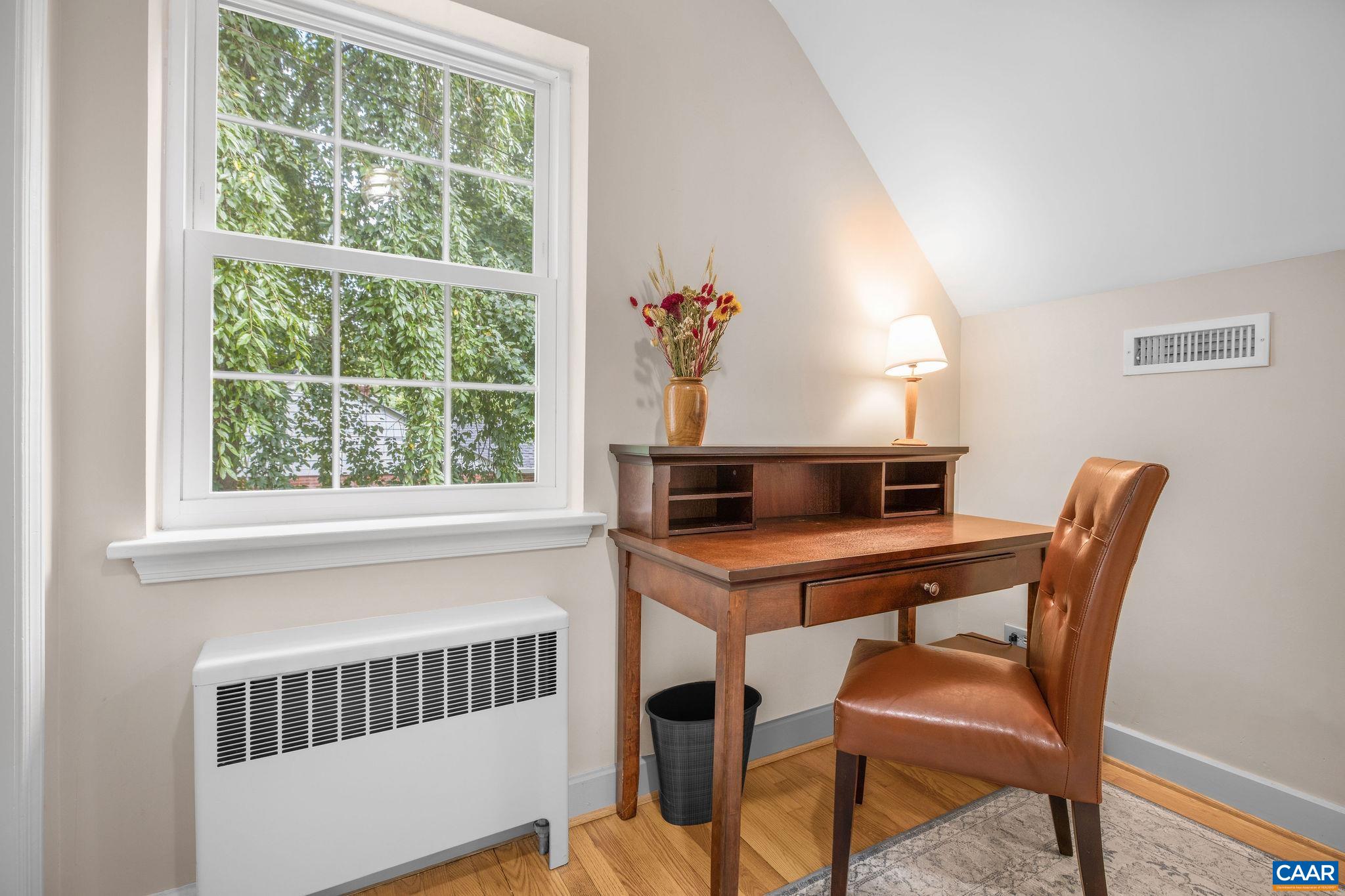 1107 WELLFORD ST, CHARLOTTESVILLE, Virginia 22903, 5 Bedrooms Bedrooms, ,3 BathroomsBathrooms,Residential,1107 WELLFORD ST,666982 MLS # 666982
