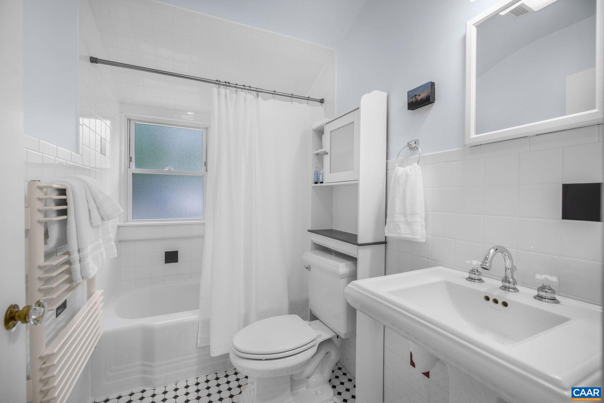 1107 WELLFORD ST, CHARLOTTESVILLE, Virginia 22903, 5 Bedrooms Bedrooms, ,3 BathroomsBathrooms,Residential,1107 WELLFORD ST,666982 MLS # 666982