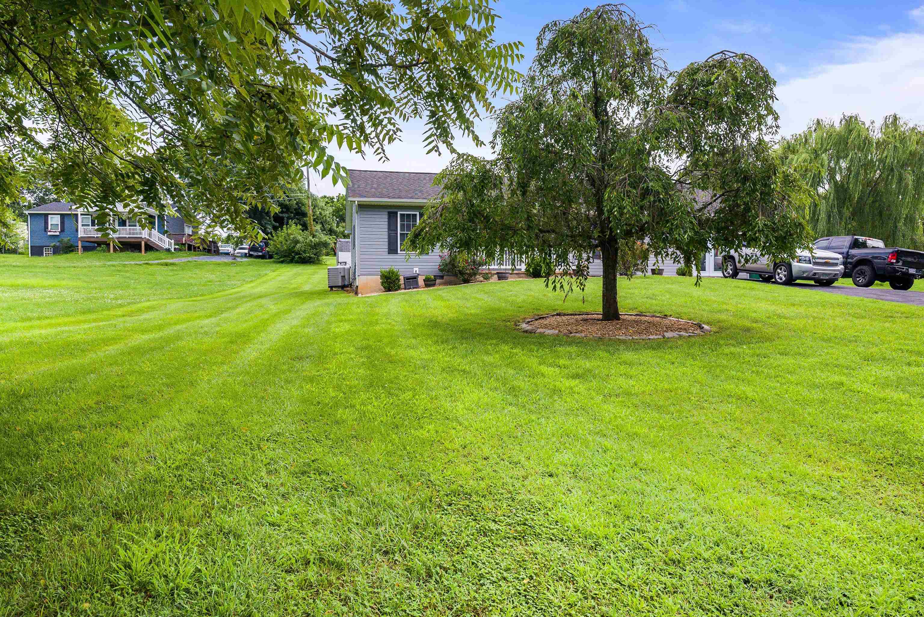 120 B OLD BRIDGEWATER RD, MOUNT CRAWFORD, Virginia 22841, 4 Bedrooms Bedrooms, ,2 BathroomsBathrooms,Residential,120 B OLD BRIDGEWATER RD,666989 MLS # 666989