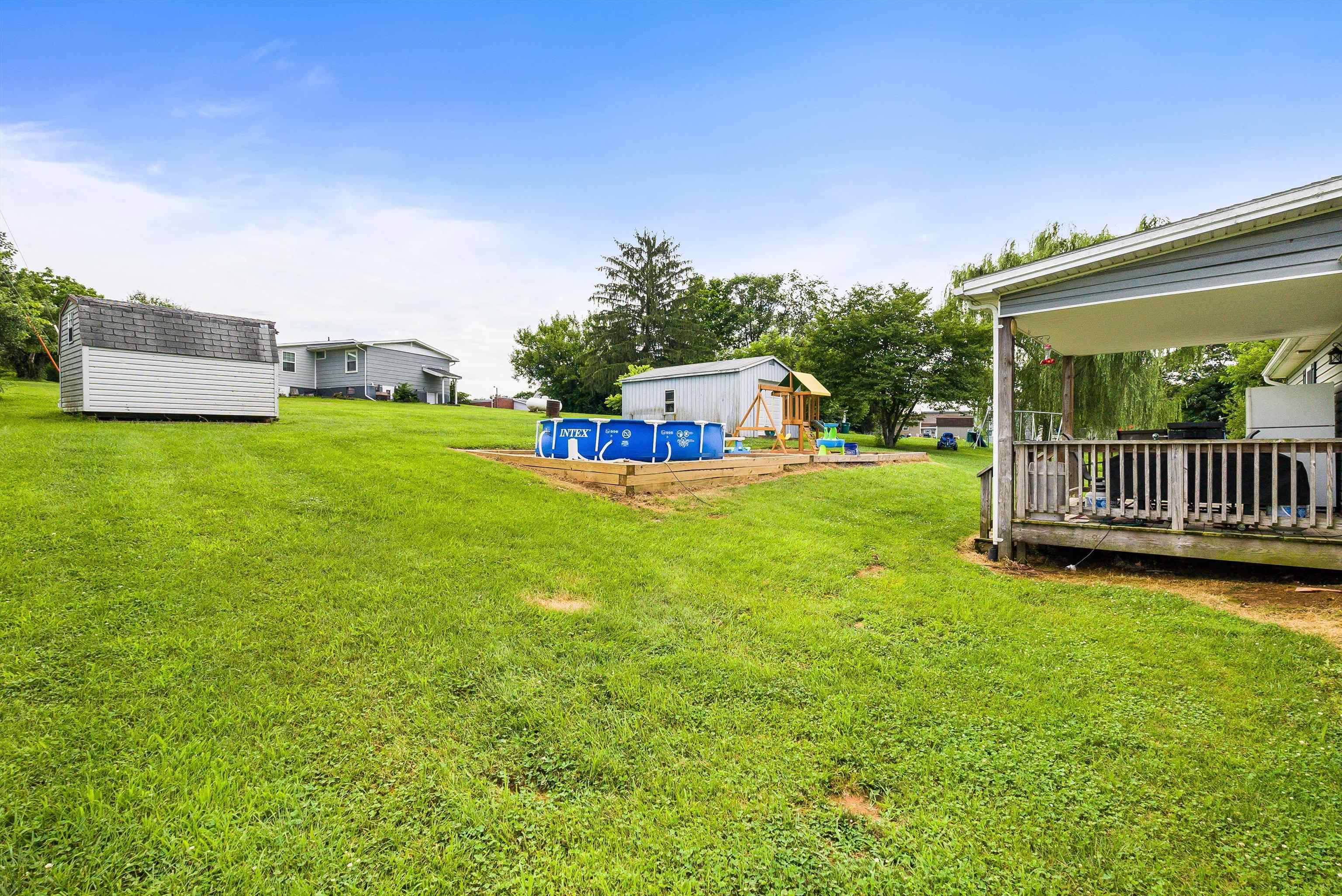 120 B OLD BRIDGEWATER RD, MOUNT CRAWFORD, Virginia 22841, 4 Bedrooms Bedrooms, ,2 BathroomsBathrooms,Residential,120 B OLD BRIDGEWATER RD,666989 MLS # 666989