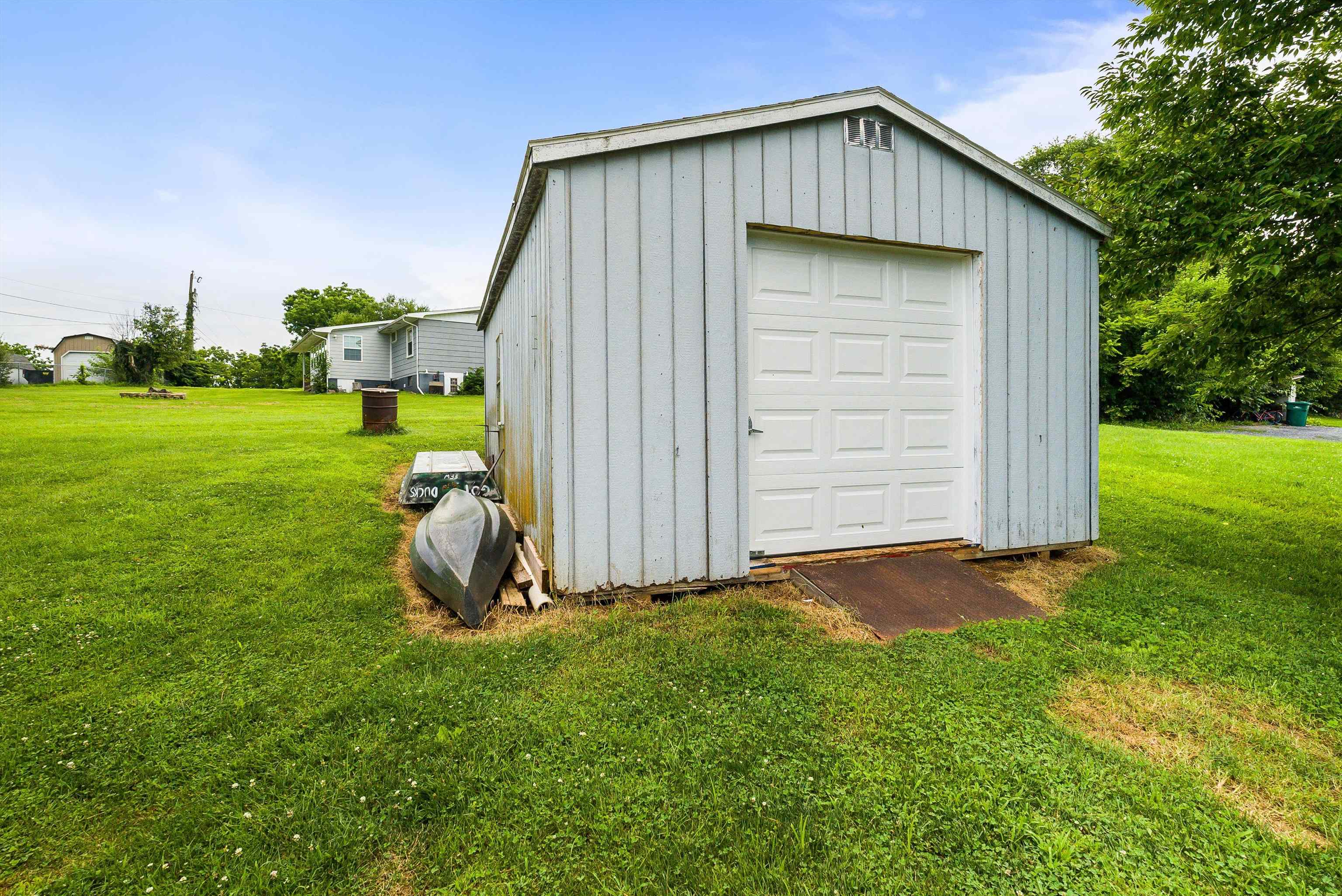 120 B OLD BRIDGEWATER RD, MOUNT CRAWFORD, Virginia 22841, 4 Bedrooms Bedrooms, ,2 BathroomsBathrooms,Residential,120 B OLD BRIDGEWATER RD,666989 MLS # 666989