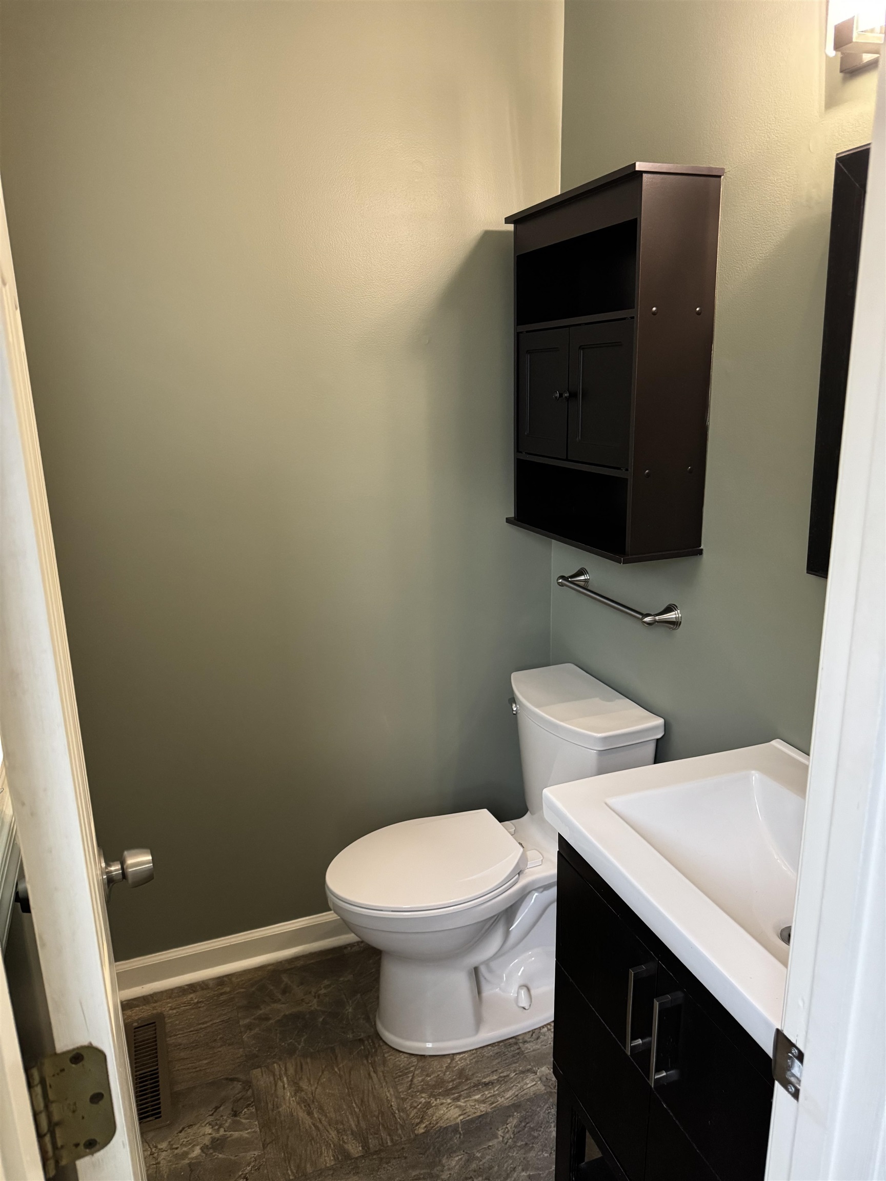 59 FAIRMONT DR, STAUNTON, Virginia 24411, 3 Bedrooms Bedrooms, ,2 BathroomsBathrooms,Residential,59 FAIRMONT DR,666992 MLS # 666992
