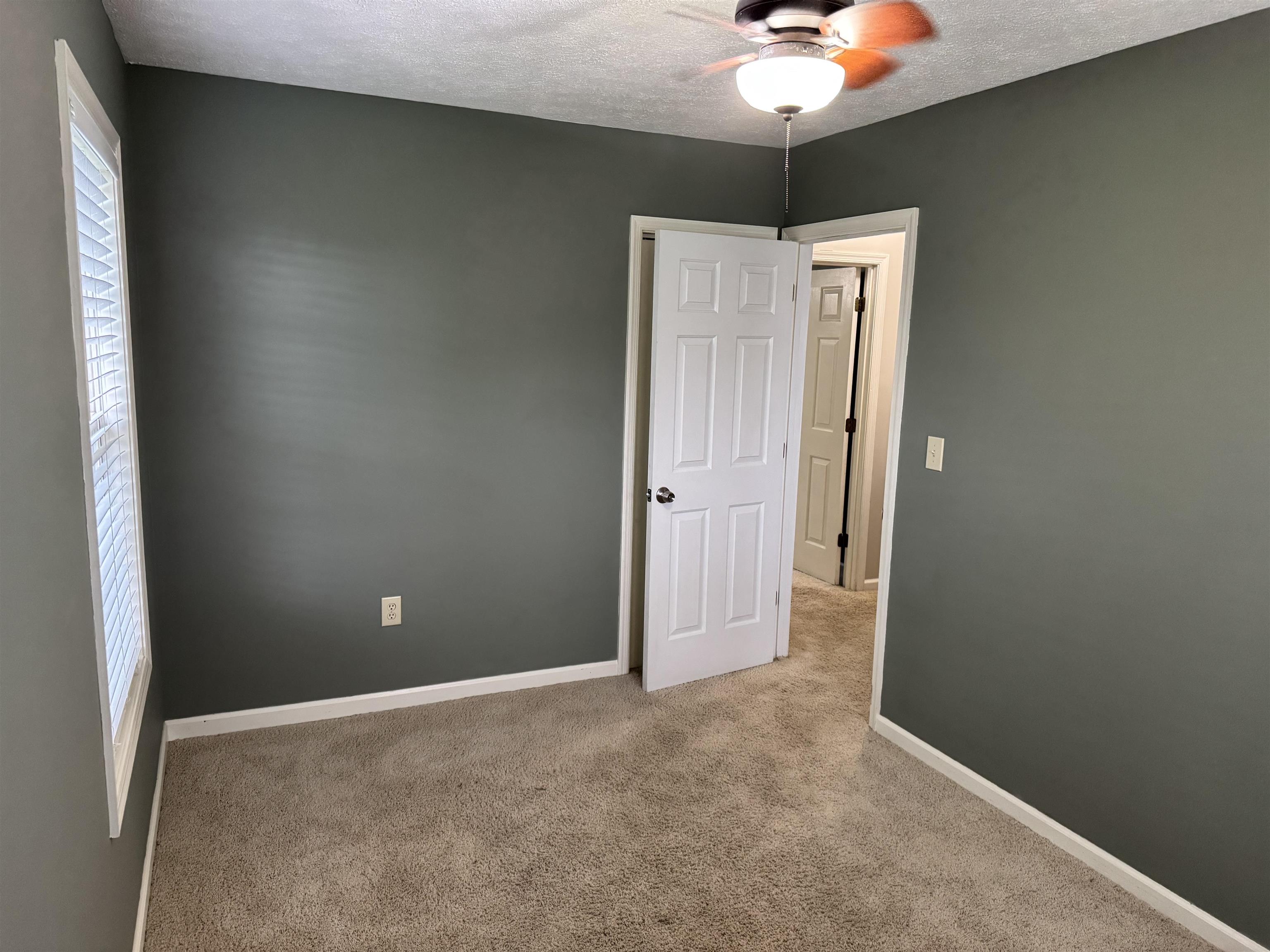 59 FAIRMONT DR, STAUNTON, Virginia 24411, 3 Bedrooms Bedrooms, ,2 BathroomsBathrooms,Residential,59 FAIRMONT DR,666992 MLS # 666992