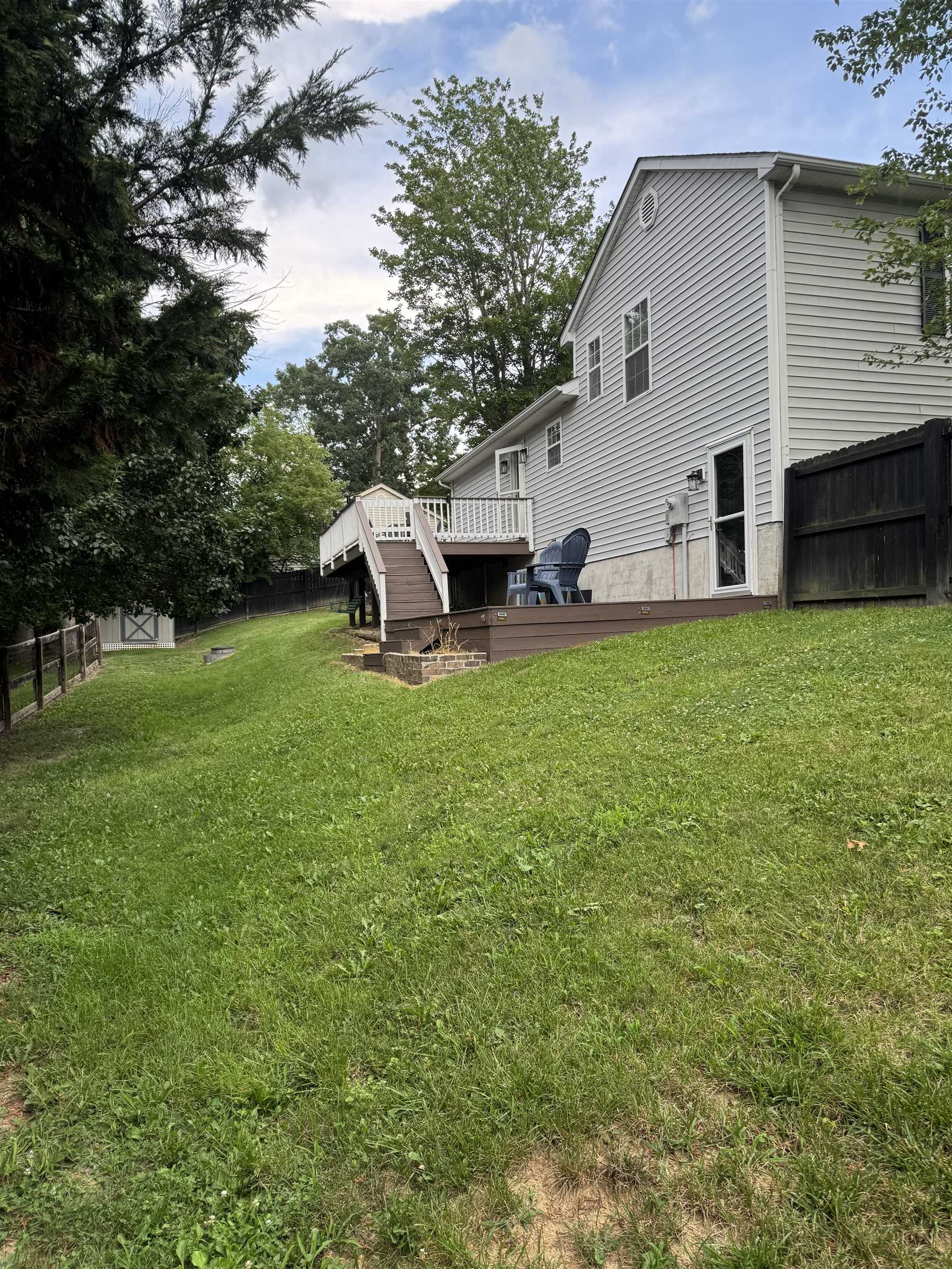 59 FAIRMONT DR, STAUNTON, Virginia 24411, 3 Bedrooms Bedrooms, ,2 BathroomsBathrooms,Residential,59 FAIRMONT DR,666992 MLS # 666992