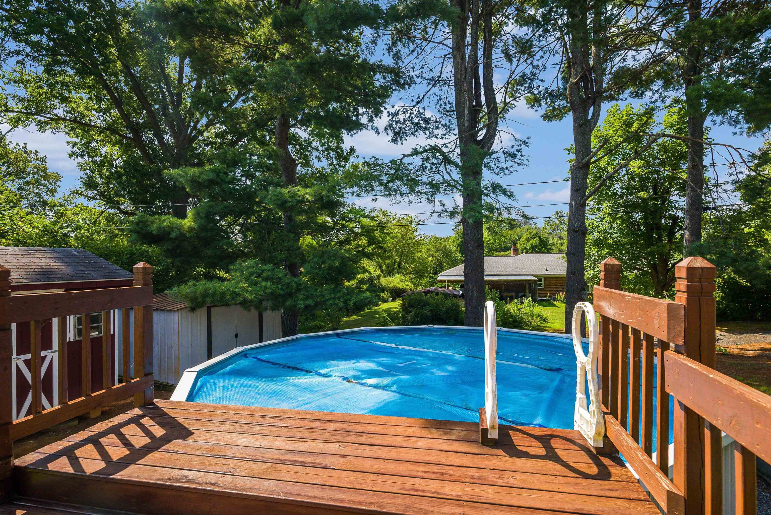 636 ROSSER AVE, WAYNESBORO, Virginia 22980, 4 Bedrooms Bedrooms, ,3 BathroomsBathrooms,Residential,636 ROSSER AVE,667002 MLS # 667002