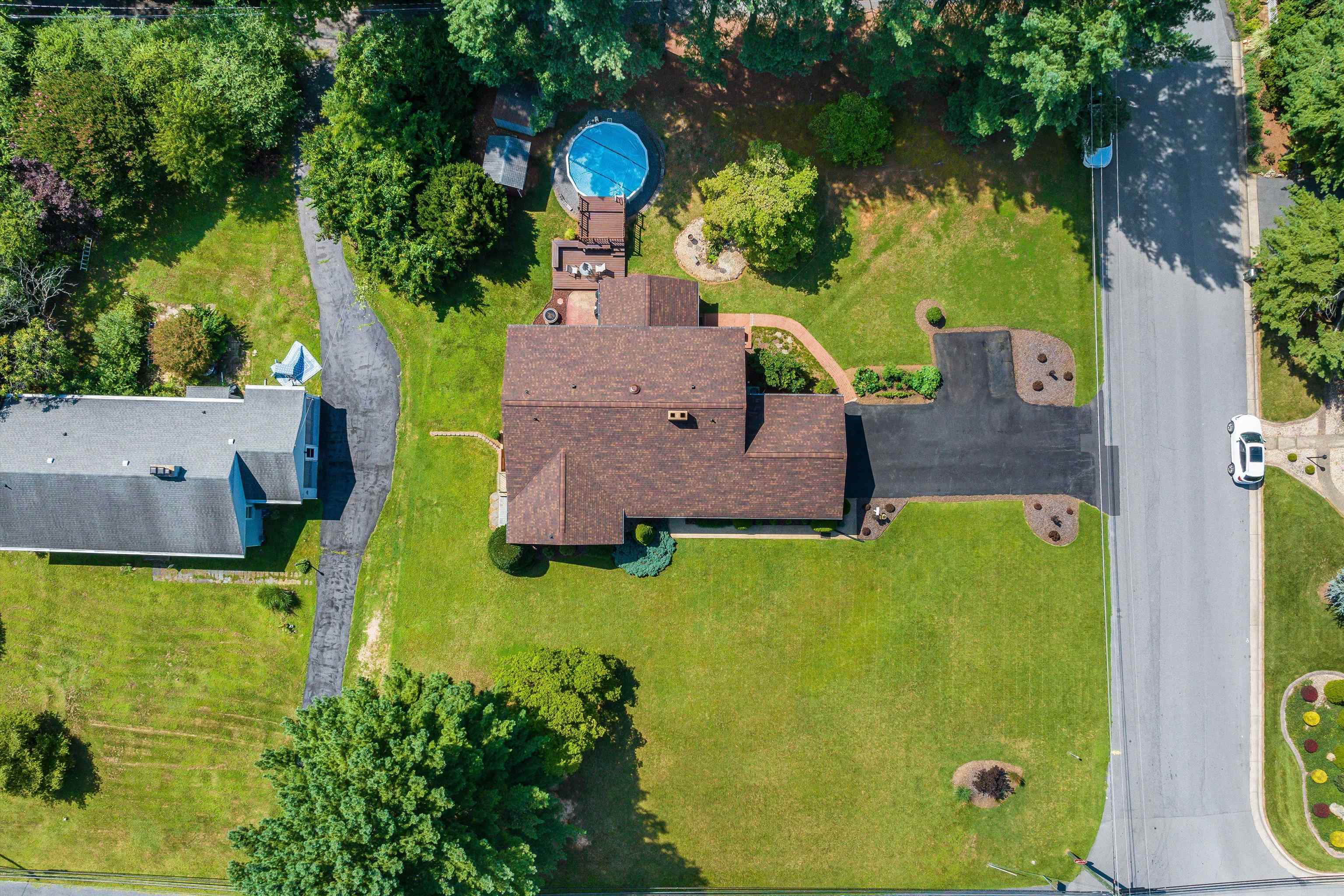 636 ROSSER AVE, WAYNESBORO, Virginia 22980, 4 Bedrooms Bedrooms, ,3 BathroomsBathrooms,Residential,636 ROSSER AVE,667002 MLS # 667002