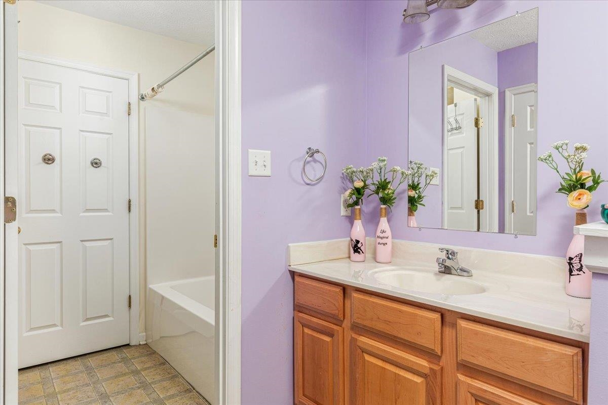 139 MAPLE AVE, MOUNT JACKSON, Virginia 22842, 3 Bedrooms Bedrooms, ,2 BathroomsBathrooms,Residential,139 MAPLE AVE,667003 MLS # 667003