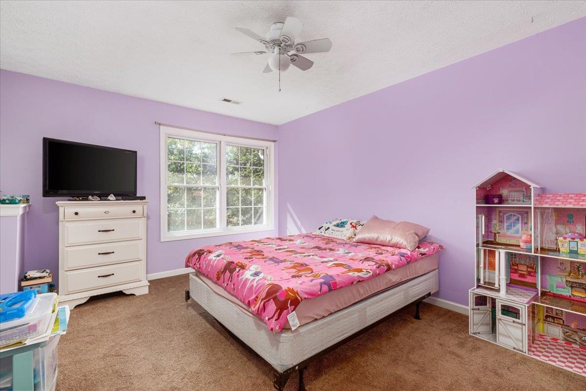 139 MAPLE AVE, MOUNT JACKSON, Virginia 22842, 3 Bedrooms Bedrooms, ,2 BathroomsBathrooms,Residential,139 MAPLE AVE,667003 MLS # 667003