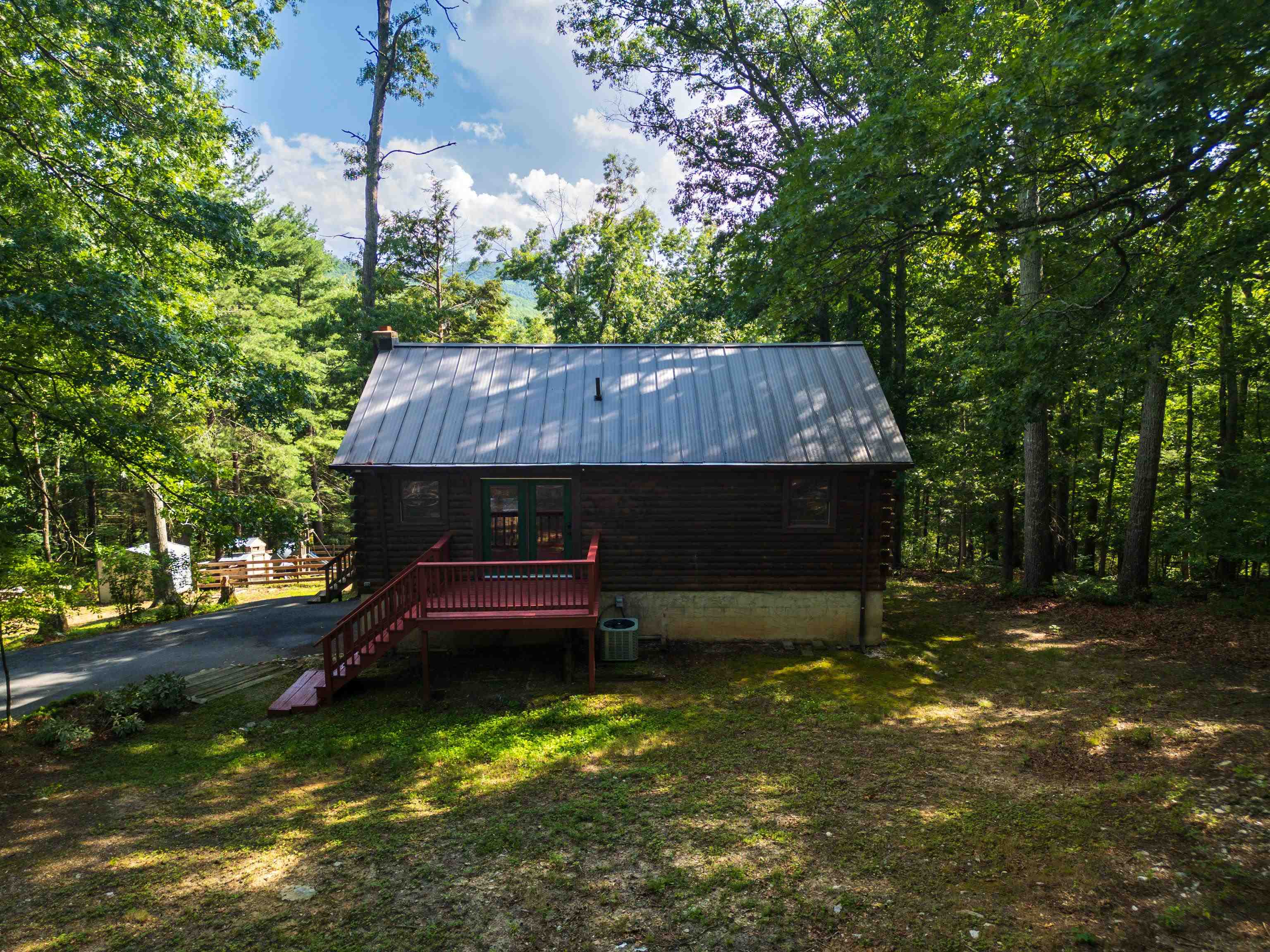 1363 CALF MOUNTAIN RD, WAYNESBORO, Virginia 22980, 3 Bedrooms Bedrooms, ,2 BathroomsBathrooms,Residential,1363 CALF MOUNTAIN RD,667004 MLS # 667004