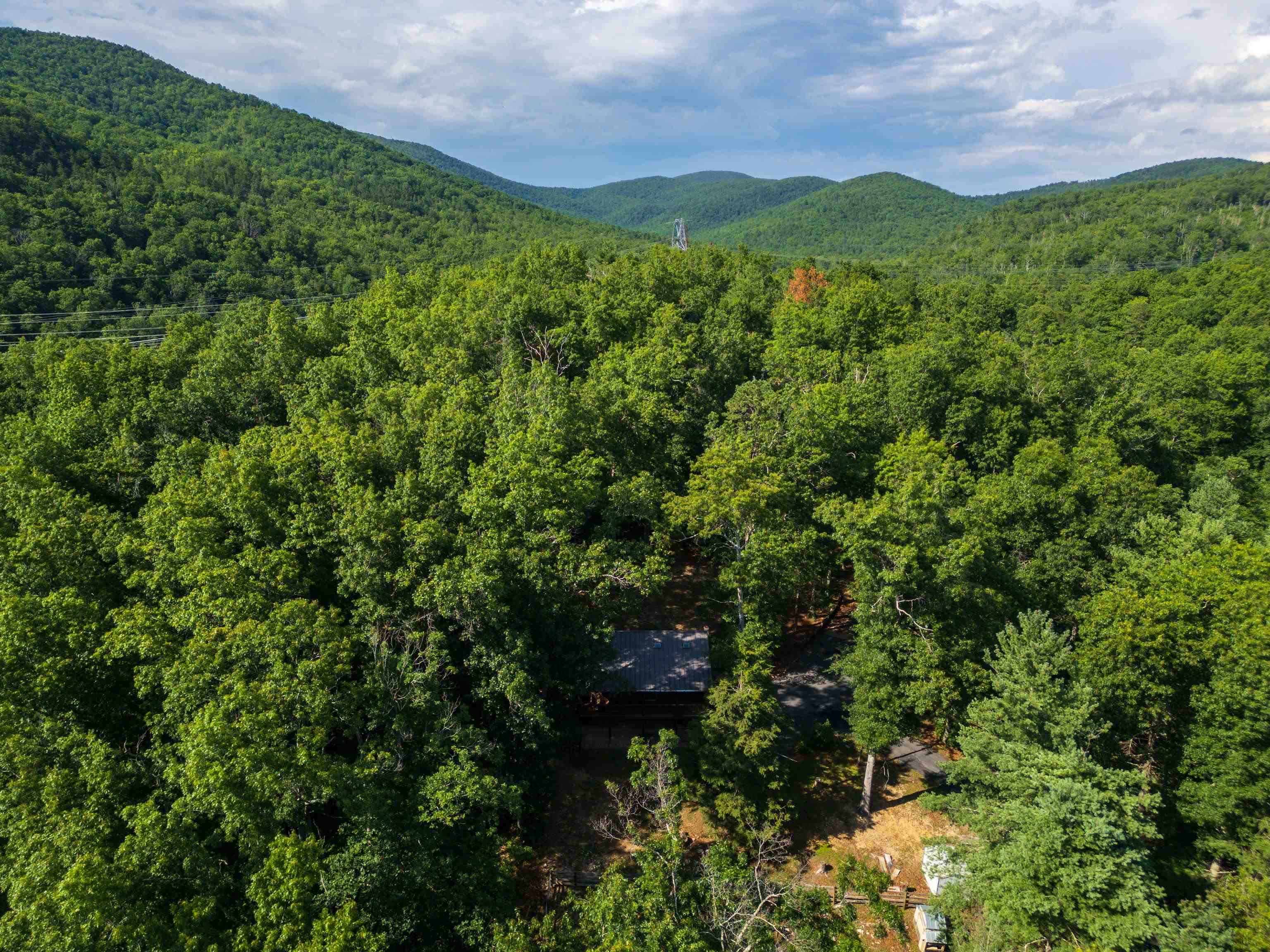 1363 CALF MOUNTAIN RD, WAYNESBORO, Virginia 22980, 3 Bedrooms Bedrooms, ,2 BathroomsBathrooms,Residential,1363 CALF MOUNTAIN RD,667004 MLS # 667004