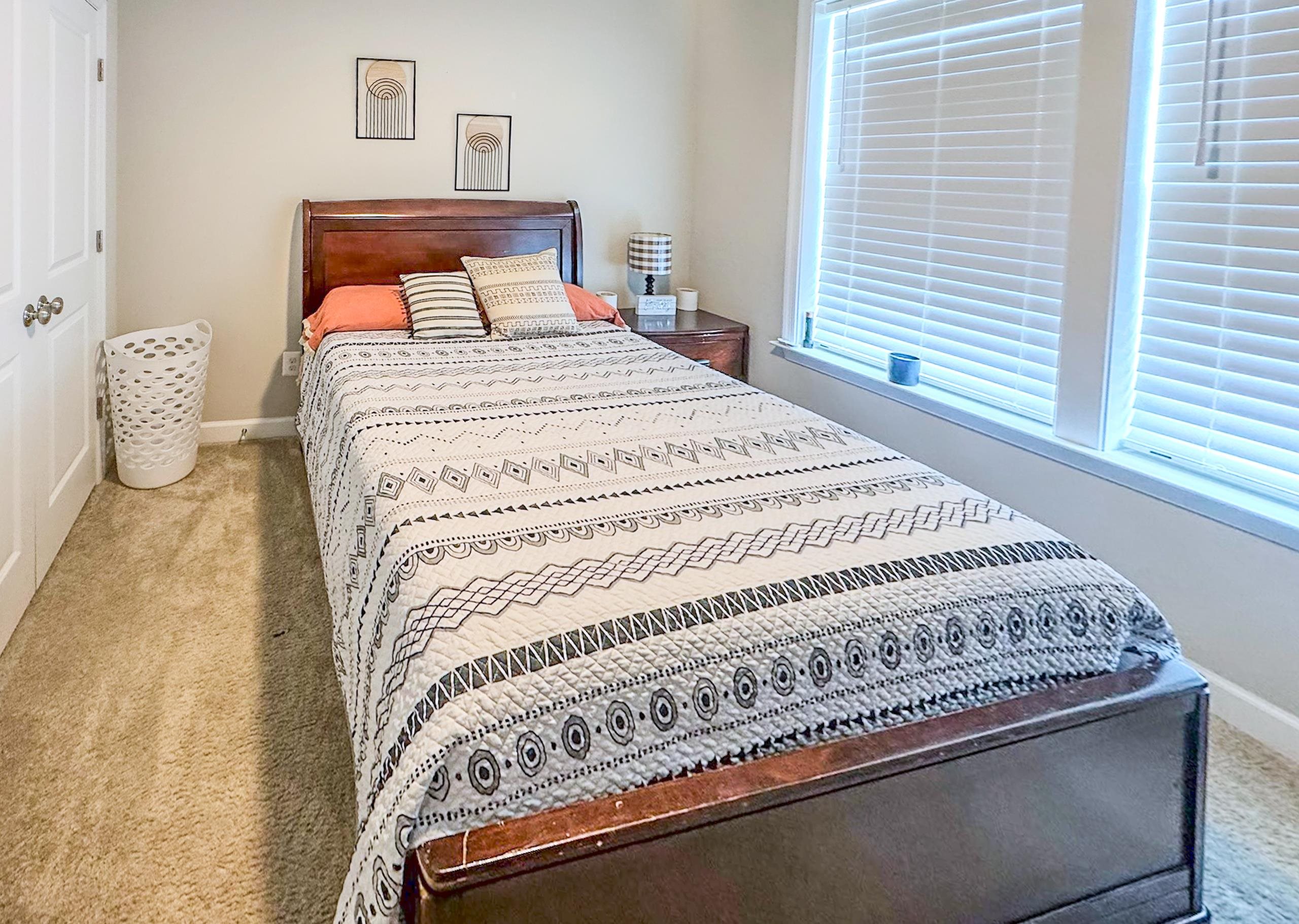 3406 CHARLESTON BLVD, ROCKINGHAM, Virginia 22801, 3 Bedrooms Bedrooms, ,2 BathroomsBathrooms,Residential,3406 CHARLESTON BLVD,667005 MLS # 667005
