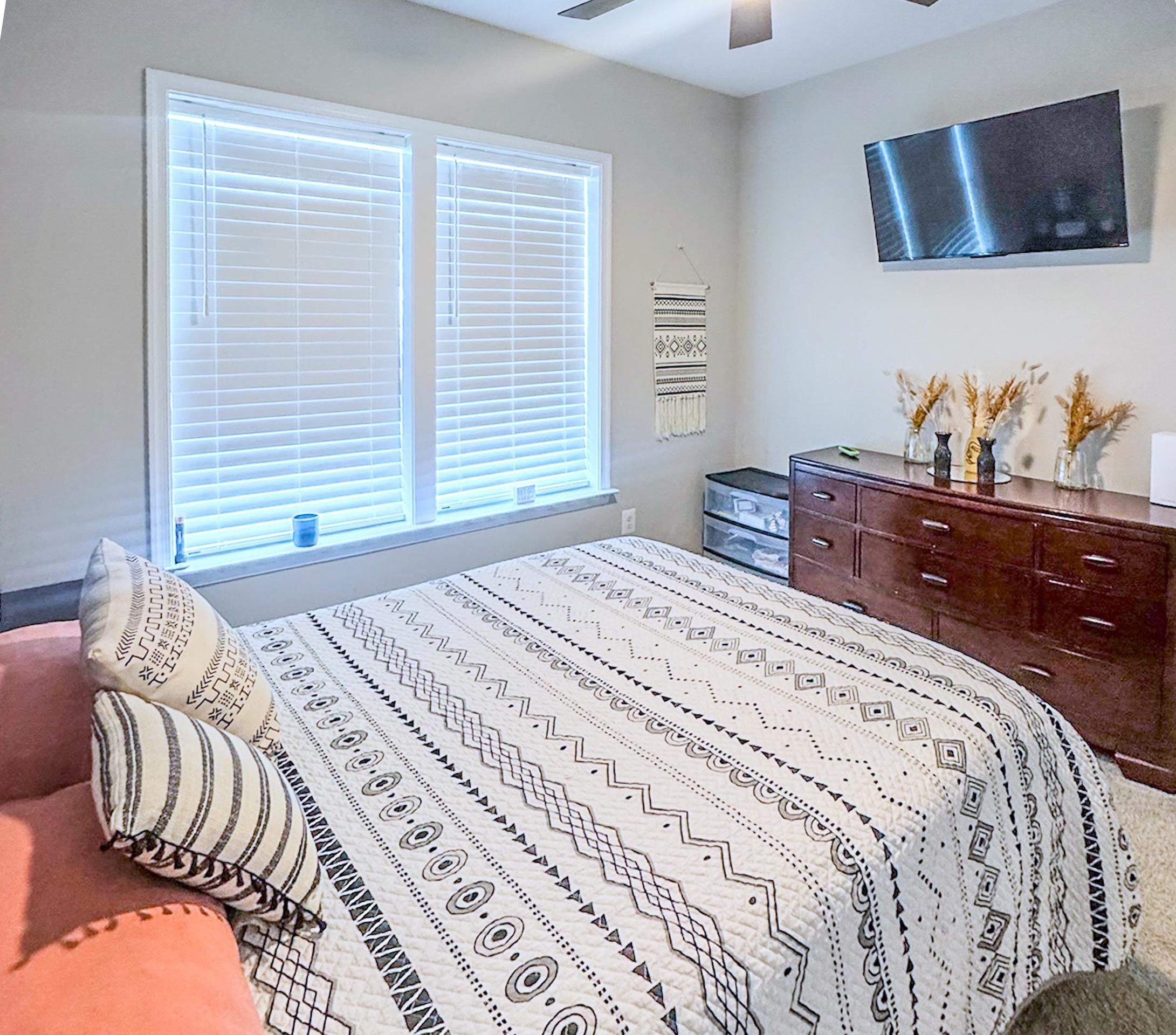3406 CHARLESTON BLVD, ROCKINGHAM, Virginia 22801, 3 Bedrooms Bedrooms, ,2 BathroomsBathrooms,Residential,3406 CHARLESTON BLVD,667005 MLS # 667005