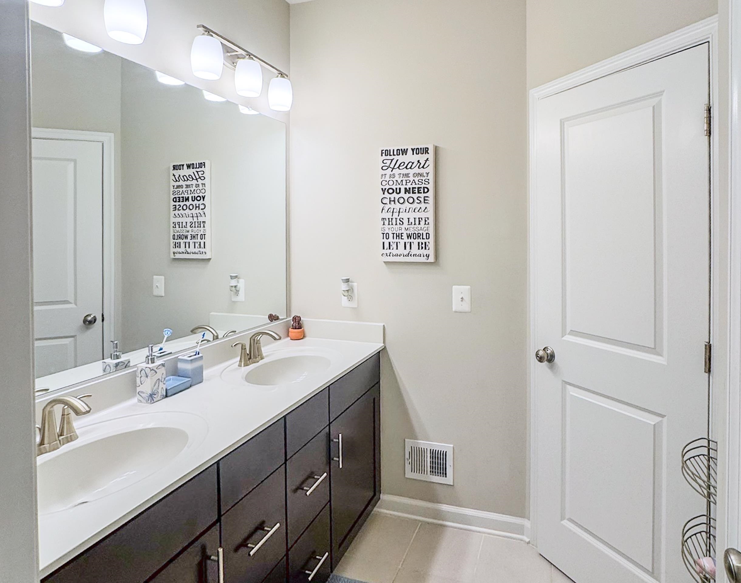 3406 CHARLESTON BLVD, ROCKINGHAM, Virginia 22801, 3 Bedrooms Bedrooms, ,2 BathroomsBathrooms,Residential,3406 CHARLESTON BLVD,667005 MLS # 667005