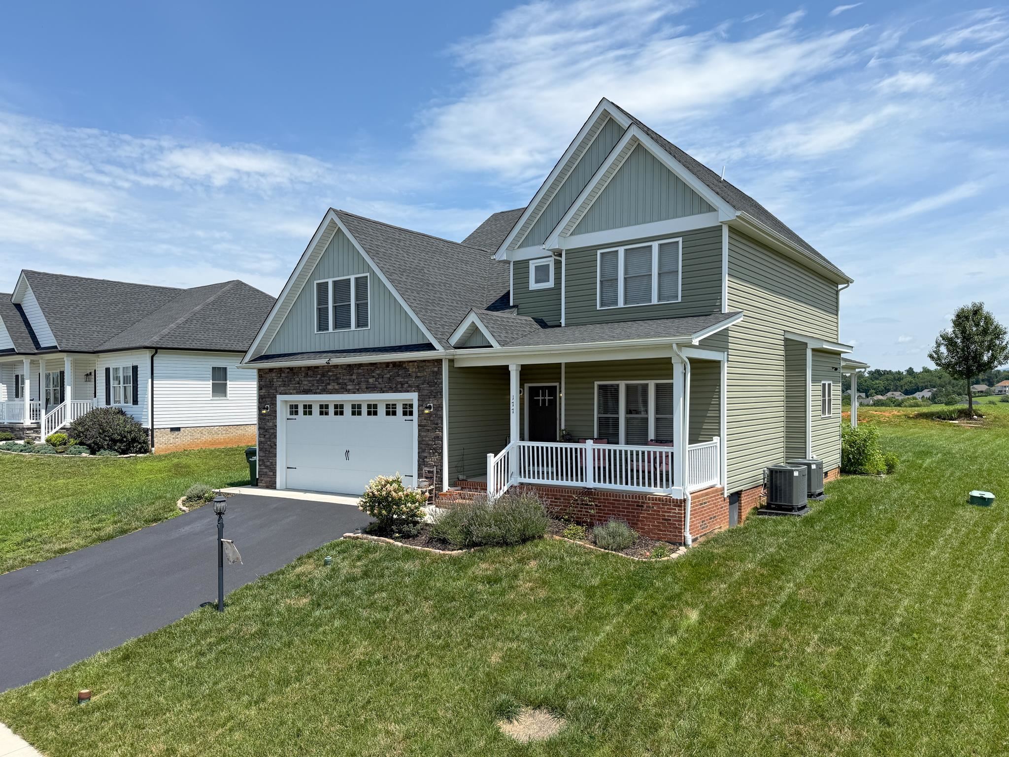 177 TOMASVILLE DR, WAYNESBORO, Virginia 22980, 4 Bedrooms Bedrooms, ,2 BathroomsBathrooms,Residential,177 TOMASVILLE DR,667006 MLS # 667006