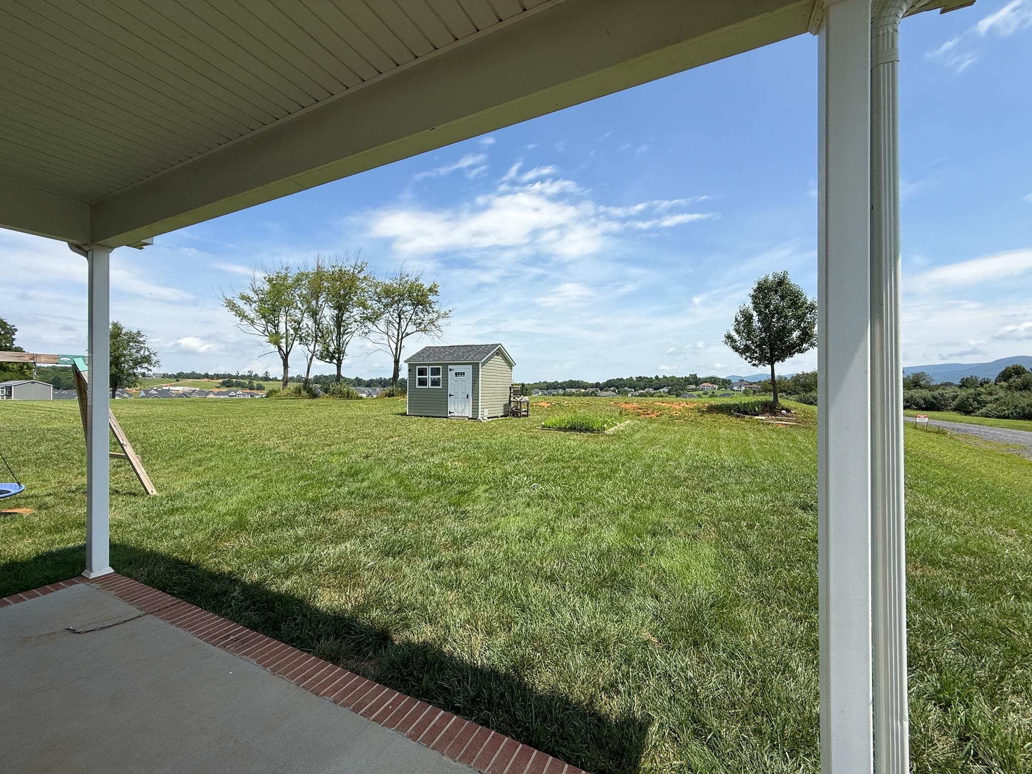 177 TOMASVILLE DR, WAYNESBORO, Virginia 22980, 4 Bedrooms Bedrooms, ,2 BathroomsBathrooms,Residential,177 TOMASVILLE DR,667006 MLS # 667006