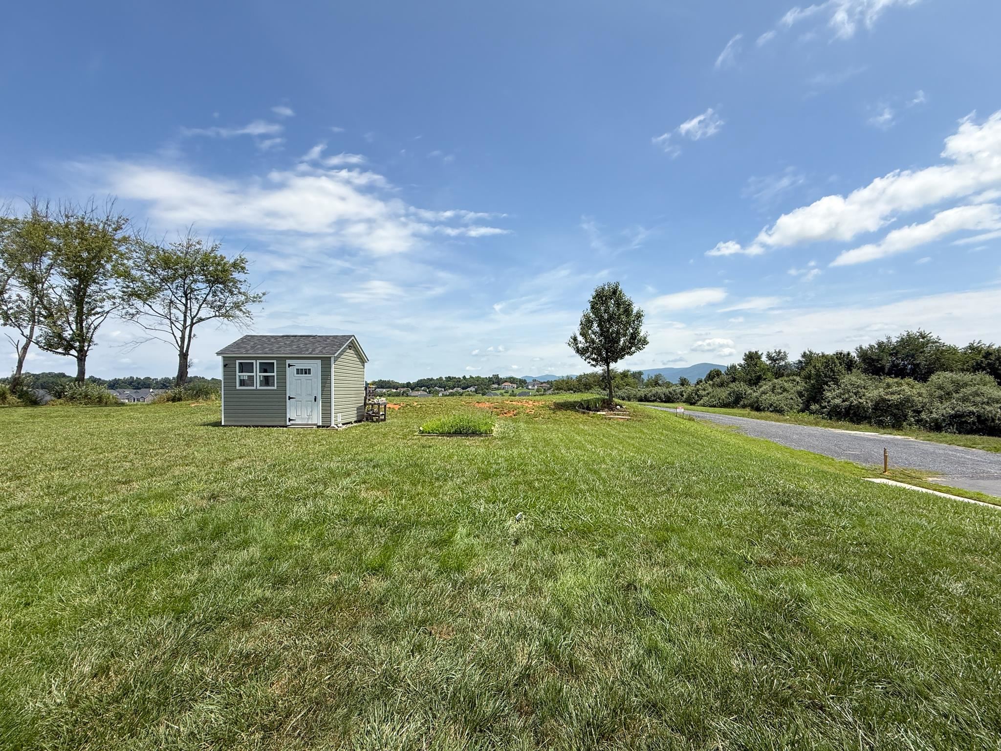 177 TOMASVILLE DR, WAYNESBORO, Virginia 22980, 4 Bedrooms Bedrooms, ,2 BathroomsBathrooms,Residential,177 TOMASVILLE DR,667006 MLS # 667006