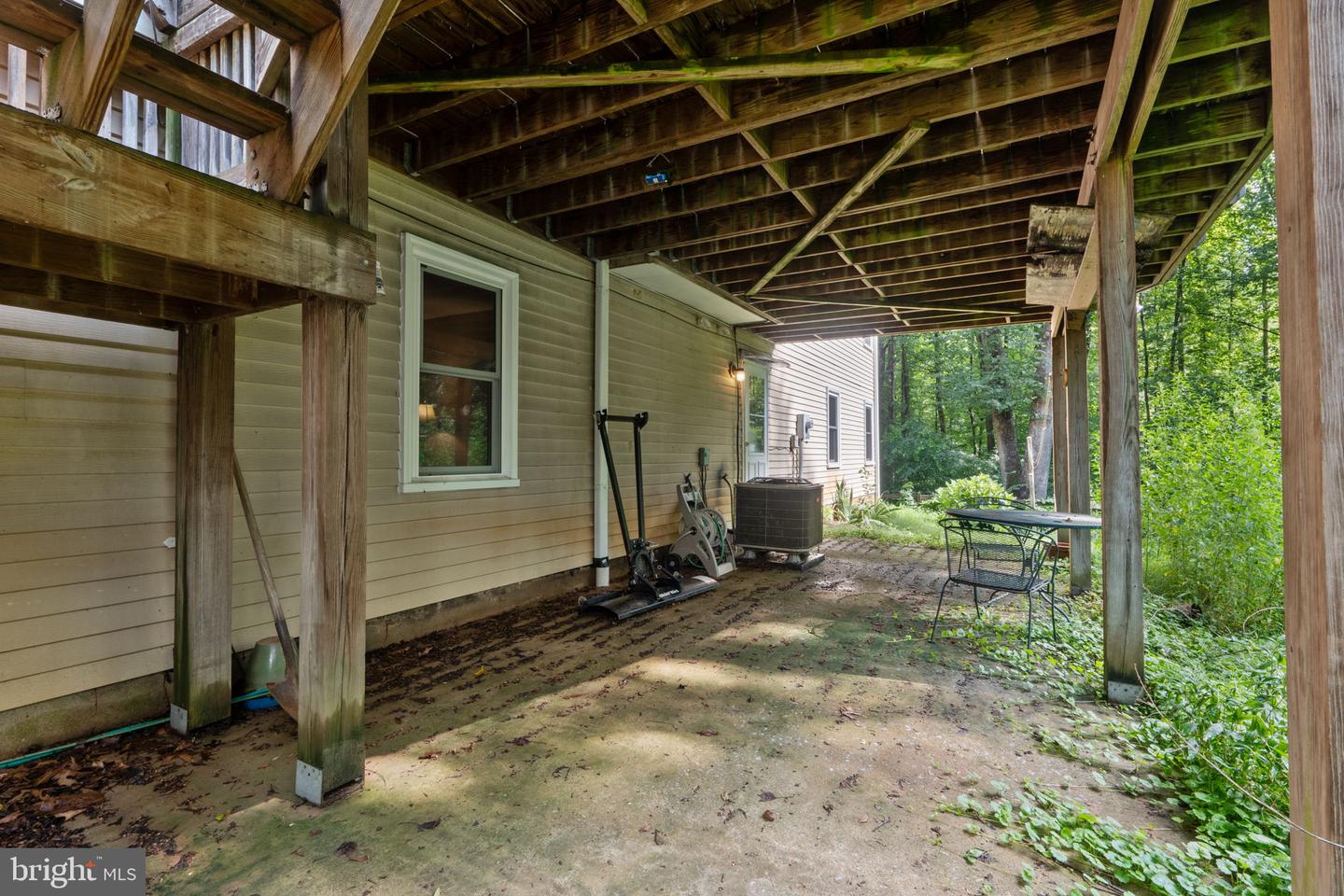 5937 WICKIE CT, WARRENTON, Virginia 20187, 4 Bedrooms Bedrooms, ,3 BathroomsBathrooms,Residential,For sale,5937 WICKIE CT,VAFQ2017000 MLS # VAFQ2017000