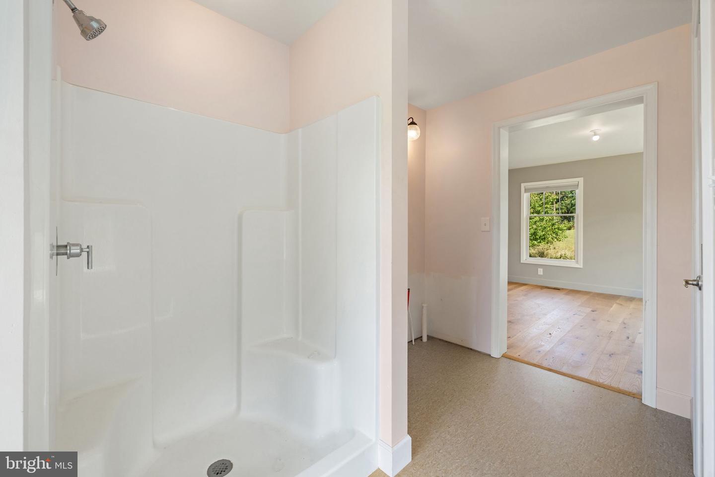 395 SEVEN PONDS RD, AMISSVILLE, Virginia 20106, 3 Bedrooms Bedrooms, ,3 BathroomsBathrooms,Residential,For sale,395 SEVEN PONDS RD,VARP2002134 MLS # VARP2002134