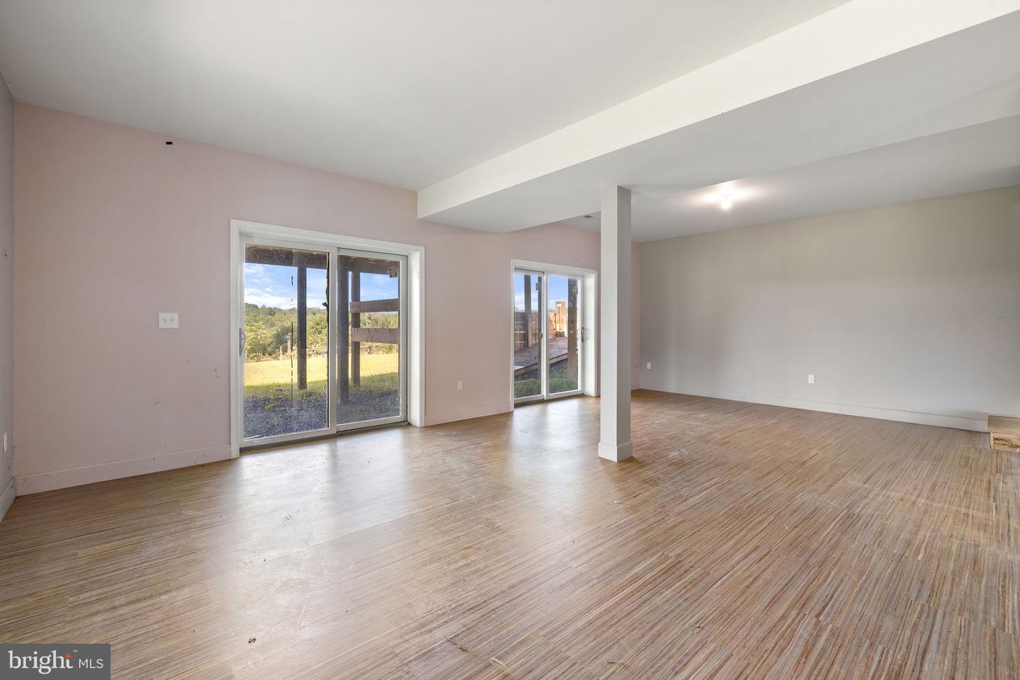 395 SEVEN PONDS RD, AMISSVILLE, Virginia 20106, 3 Bedrooms Bedrooms, ,3 BathroomsBathrooms,Residential,For sale,395 SEVEN PONDS RD,VARP2002134 MLS # VARP2002134
