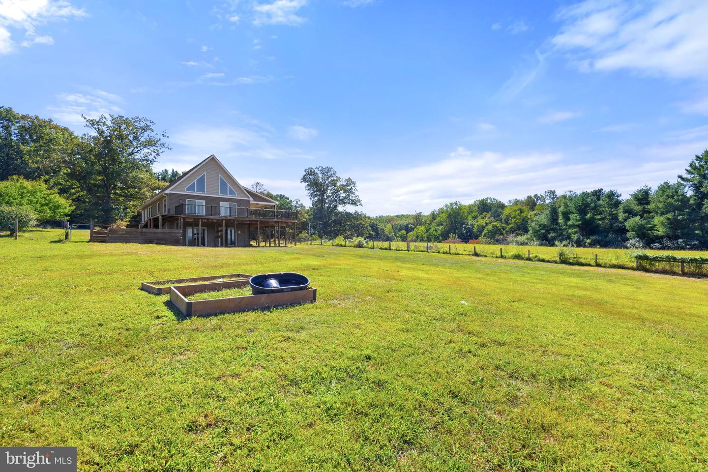 395 SEVEN PONDS RD, AMISSVILLE, Virginia 20106, 3 Bedrooms Bedrooms, ,3 BathroomsBathrooms,Residential,For sale,395 SEVEN PONDS RD,VARP2002134 MLS # VARP2002134