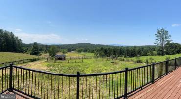 395 SEVEN PONDS RD, AMISSVILLE, Virginia 20106, 2 Bedrooms Bedrooms, ,2 BathroomsBathrooms,Residential,For sale,395 SEVEN PONDS RD,VARP2002134 MLS # VARP2002134