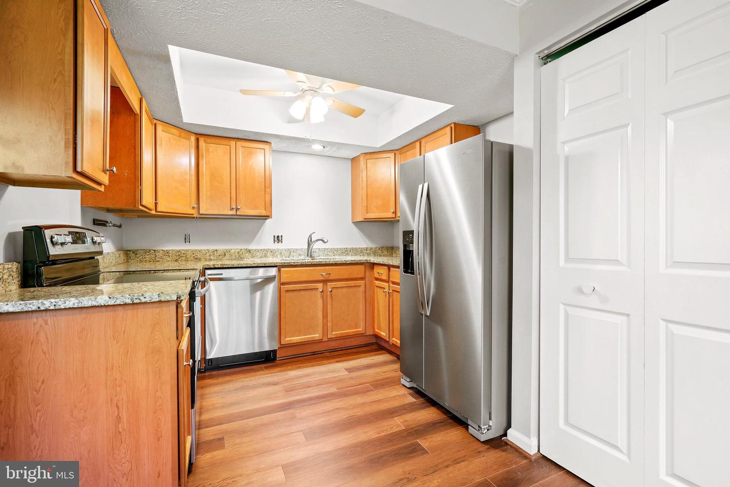 13210 CUSTOM HOUSE CT, FAIRFAX, Virginia 22033, 3 Bedrooms Bedrooms, ,3 BathroomsBathrooms,Residential,For sale,13210 CUSTOM HOUSE CT,VAFX2246980 MLS # VAFX2246980