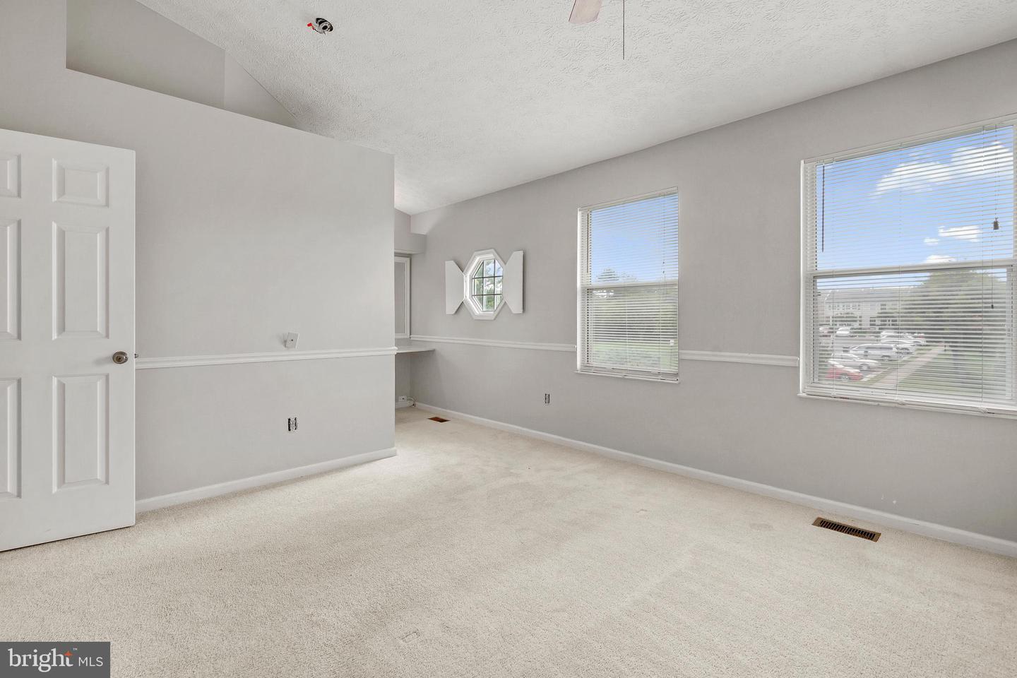 13210 CUSTOM HOUSE CT, FAIRFAX, Virginia 22033, 3 Bedrooms Bedrooms, ,3 BathroomsBathrooms,Residential,For sale,13210 CUSTOM HOUSE CT,VAFX2246980 MLS # VAFX2246980