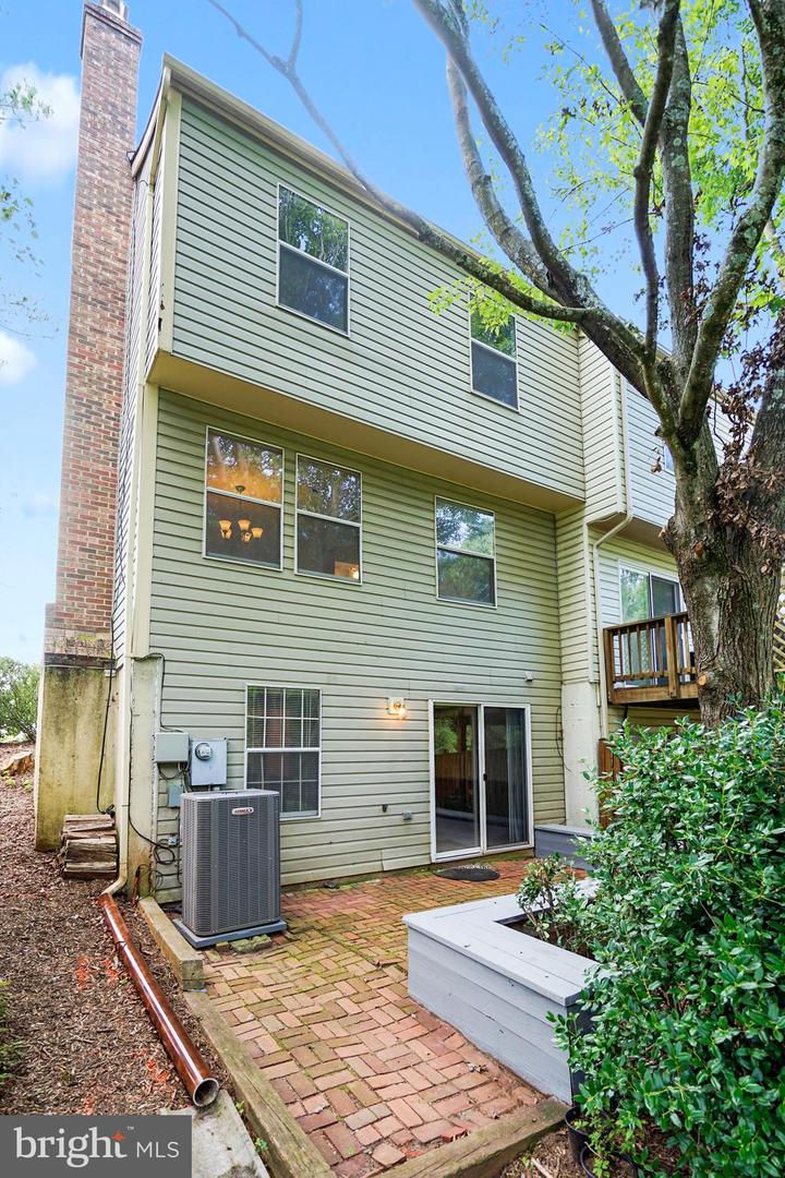 13210 CUSTOM HOUSE CT, FAIRFAX, Virginia 22033, 3 Bedrooms Bedrooms, ,3 BathroomsBathrooms,Residential,For sale,13210 CUSTOM HOUSE CT,VAFX2246980 MLS # VAFX2246980