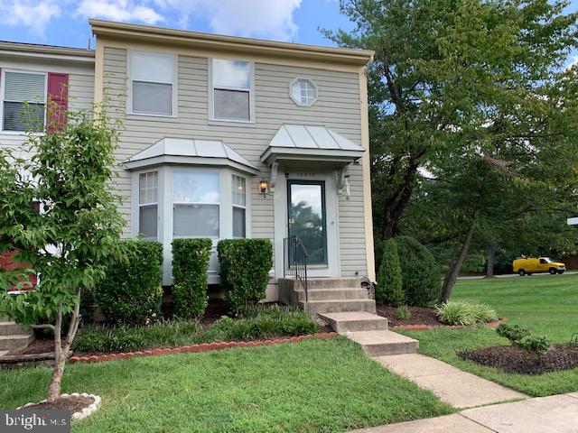 13210 CUSTOM HOUSE CT, FAIRFAX, Virginia 22033, 3 Bedrooms Bedrooms, ,3 BathroomsBathrooms,Residential,For sale,13210 CUSTOM HOUSE CT,VAFX2246980 MLS # VAFX2246980