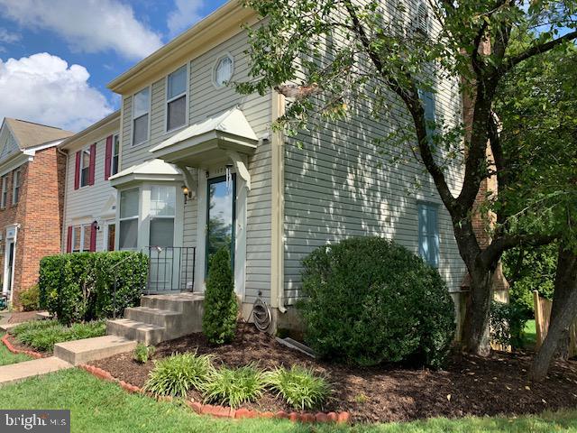 13210 CUSTOM HOUSE CT, FAIRFAX, Virginia 22033, 3 Bedrooms Bedrooms, ,3 BathroomsBathrooms,Residential,For sale,13210 CUSTOM HOUSE CT,VAFX2246980 MLS # VAFX2246980