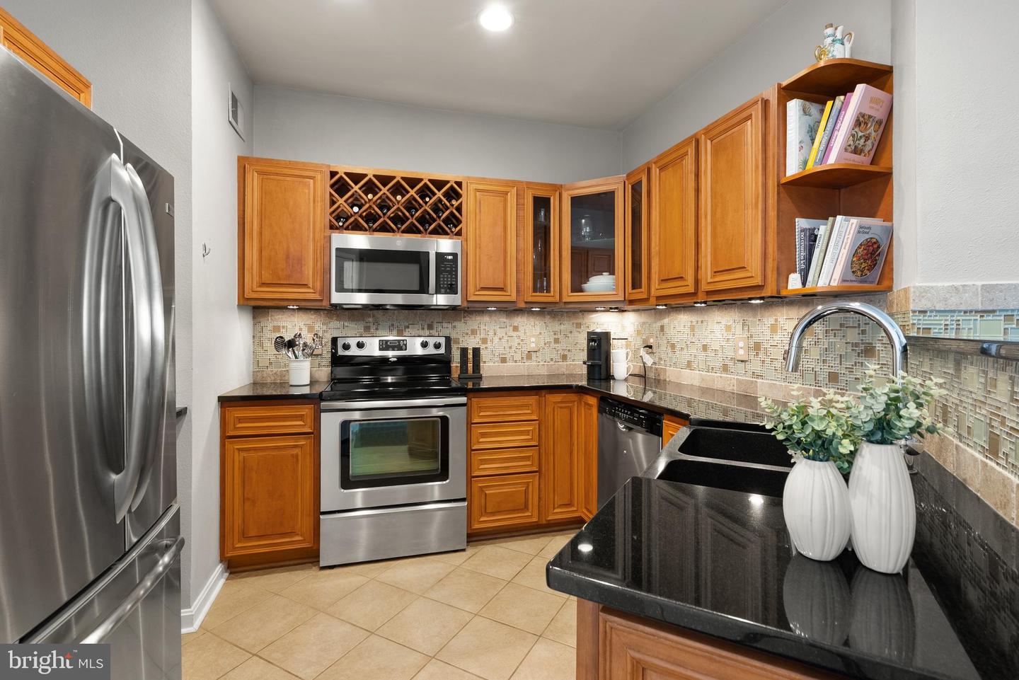 8123 HARPER VALLEY LN #40, FALLS CHURCH, Virginia 22042, 2 Bedrooms Bedrooms, ,2 BathroomsBathrooms,Residential,For sale,8123 HARPER VALLEY LN #40,VAFX2247324 MLS # VAFX2247324