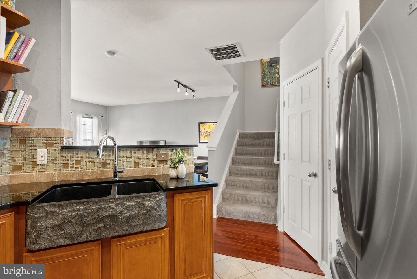 8123 HARPER VALLEY LN #40, FALLS CHURCH, Virginia 22042, 2 Bedrooms Bedrooms, ,2 BathroomsBathrooms,Residential,For sale,8123 HARPER VALLEY LN #40,VAFX2247324 MLS # VAFX2247324