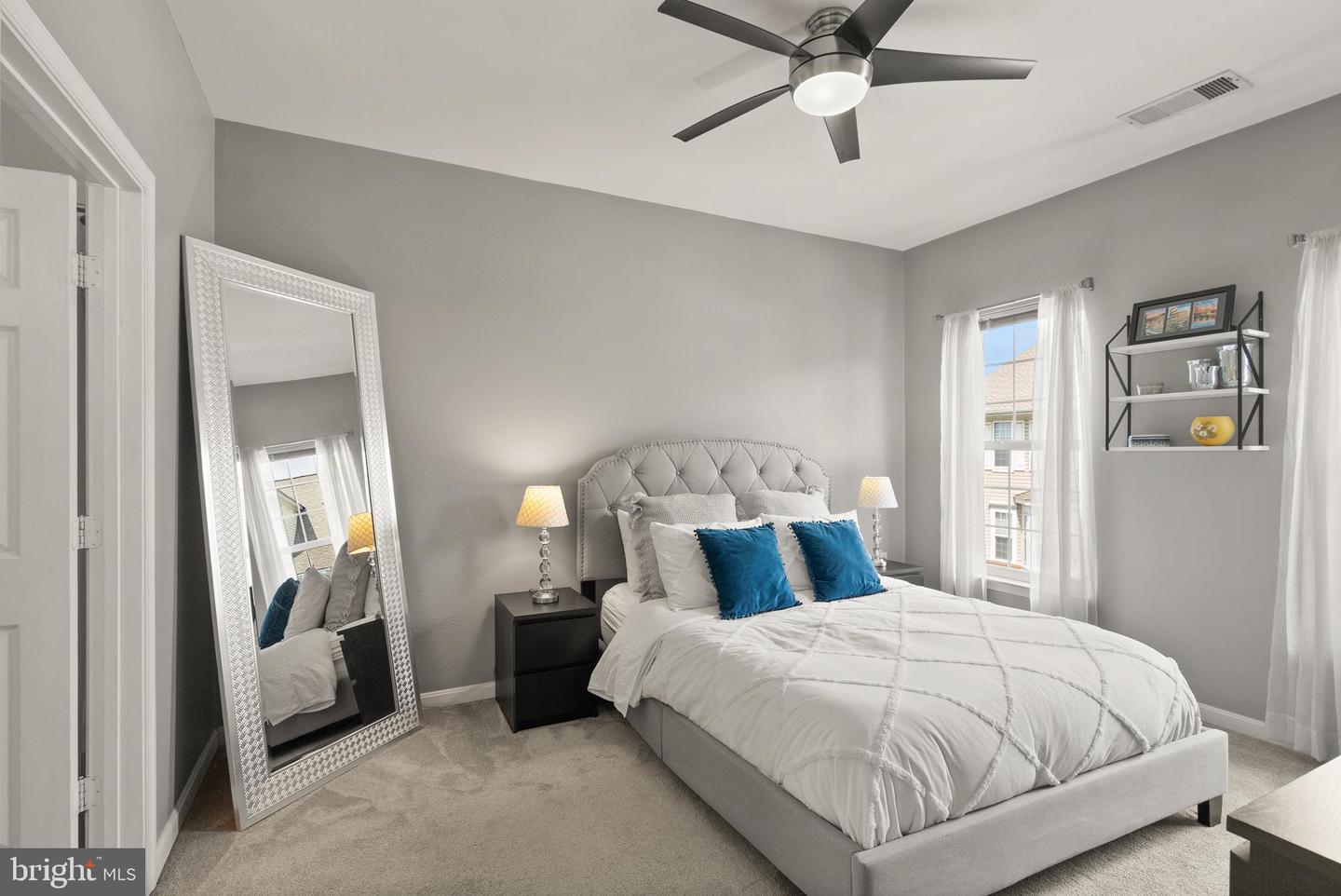 8123 HARPER VALLEY LN #40, FALLS CHURCH, Virginia 22042, 2 Bedrooms Bedrooms, ,2 BathroomsBathrooms,Residential,For sale,8123 HARPER VALLEY LN #40,VAFX2247324 MLS # VAFX2247324