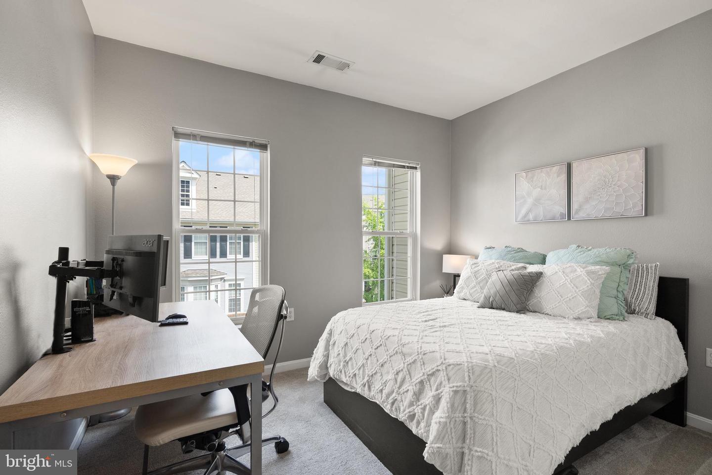 8123 HARPER VALLEY LN #40, FALLS CHURCH, Virginia 22042, 2 Bedrooms Bedrooms, ,2 BathroomsBathrooms,Residential,For sale,8123 HARPER VALLEY LN #40,VAFX2247324 MLS # VAFX2247324