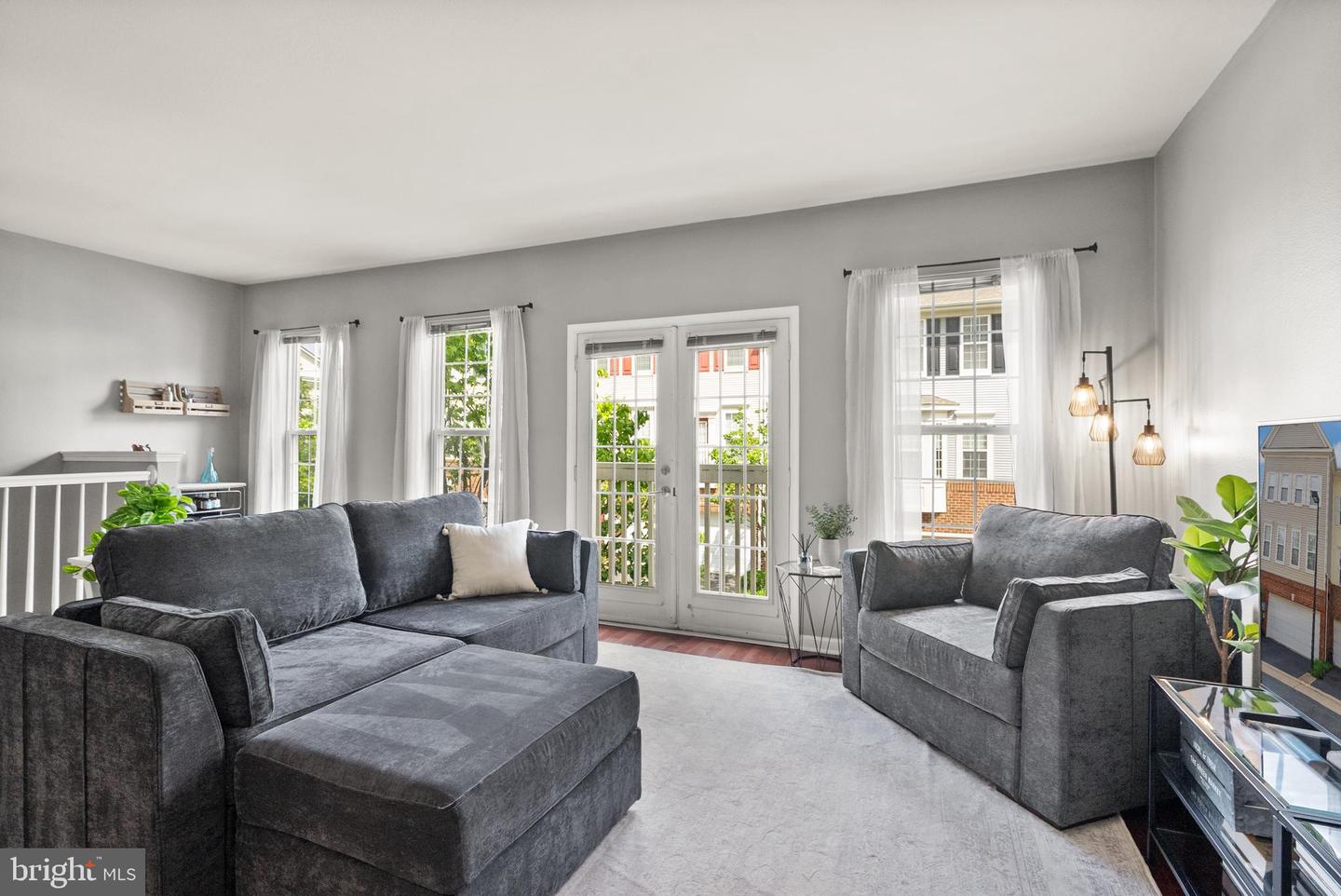 8123 HARPER VALLEY LN #40, FALLS CHURCH, Virginia 22042, 2 Bedrooms Bedrooms, ,2 BathroomsBathrooms,Residential,For sale,8123 HARPER VALLEY LN #40,VAFX2247324 MLS # VAFX2247324