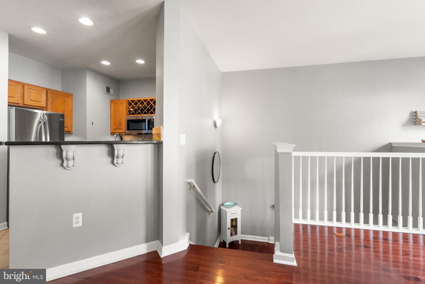 8123 HARPER VALLEY LN #40, FALLS CHURCH, Virginia 22042, 2 Bedrooms Bedrooms, ,2 BathroomsBathrooms,Residential,For sale,8123 HARPER VALLEY LN #40,VAFX2247324 MLS # VAFX2247324