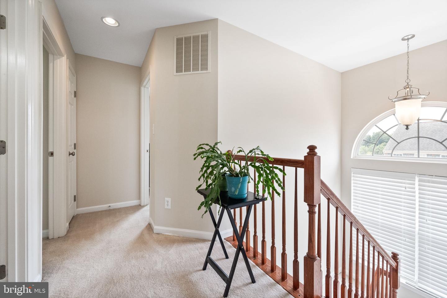 16438 REGATTA LN, WOODBRIDGE, Virginia 22191, 3 Bedrooms Bedrooms, ,2 BathroomsBathrooms,Residential,For sale,16438 REGATTA LN,VAPW2097006 MLS # VAPW2097006