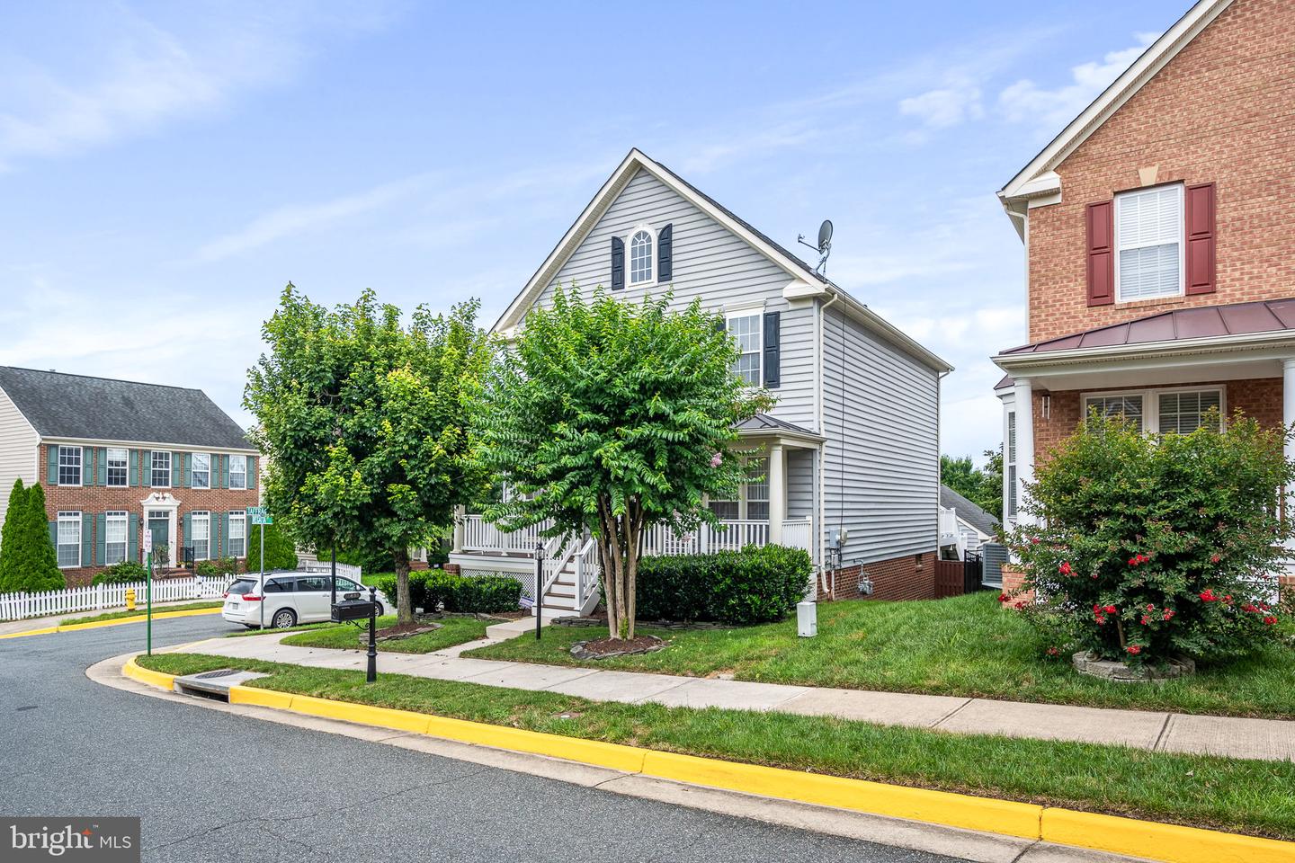 16438 REGATTA LN, WOODBRIDGE, Virginia 22191, 3 Bedrooms Bedrooms, ,2 BathroomsBathrooms,Residential,For sale,16438 REGATTA LN,VAPW2097006 MLS # VAPW2097006