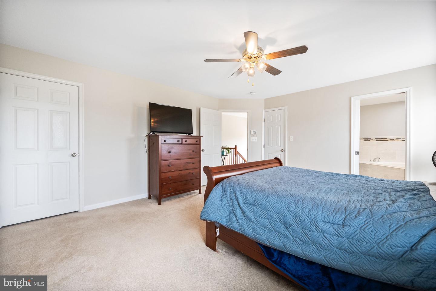 16438 REGATTA LN, WOODBRIDGE, Virginia 22191, 3 Bedrooms Bedrooms, ,2 BathroomsBathrooms,Residential,For sale,16438 REGATTA LN,VAPW2097006 MLS # VAPW2097006