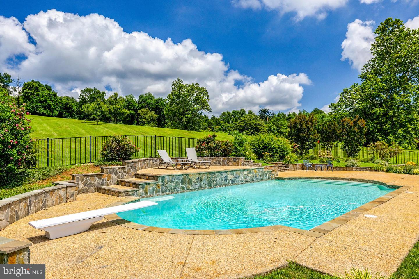 40870 BEECHNUT RD, LEESBURG, Virginia 20175, 4 Bedrooms Bedrooms, ,4 BathroomsBathrooms,Residential,For sale,40870 BEECHNUT RD,VALO2099526 MLS # VALO2099526