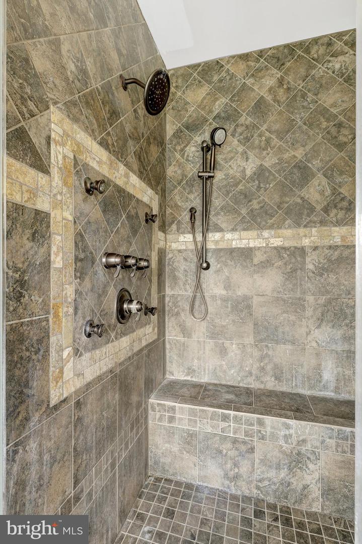 40870 BEECHNUT RD, LEESBURG, Virginia 20175, 4 Bedrooms Bedrooms, ,4 BathroomsBathrooms,Residential,For sale,40870 BEECHNUT RD,VALO2099526 MLS # VALO2099526
