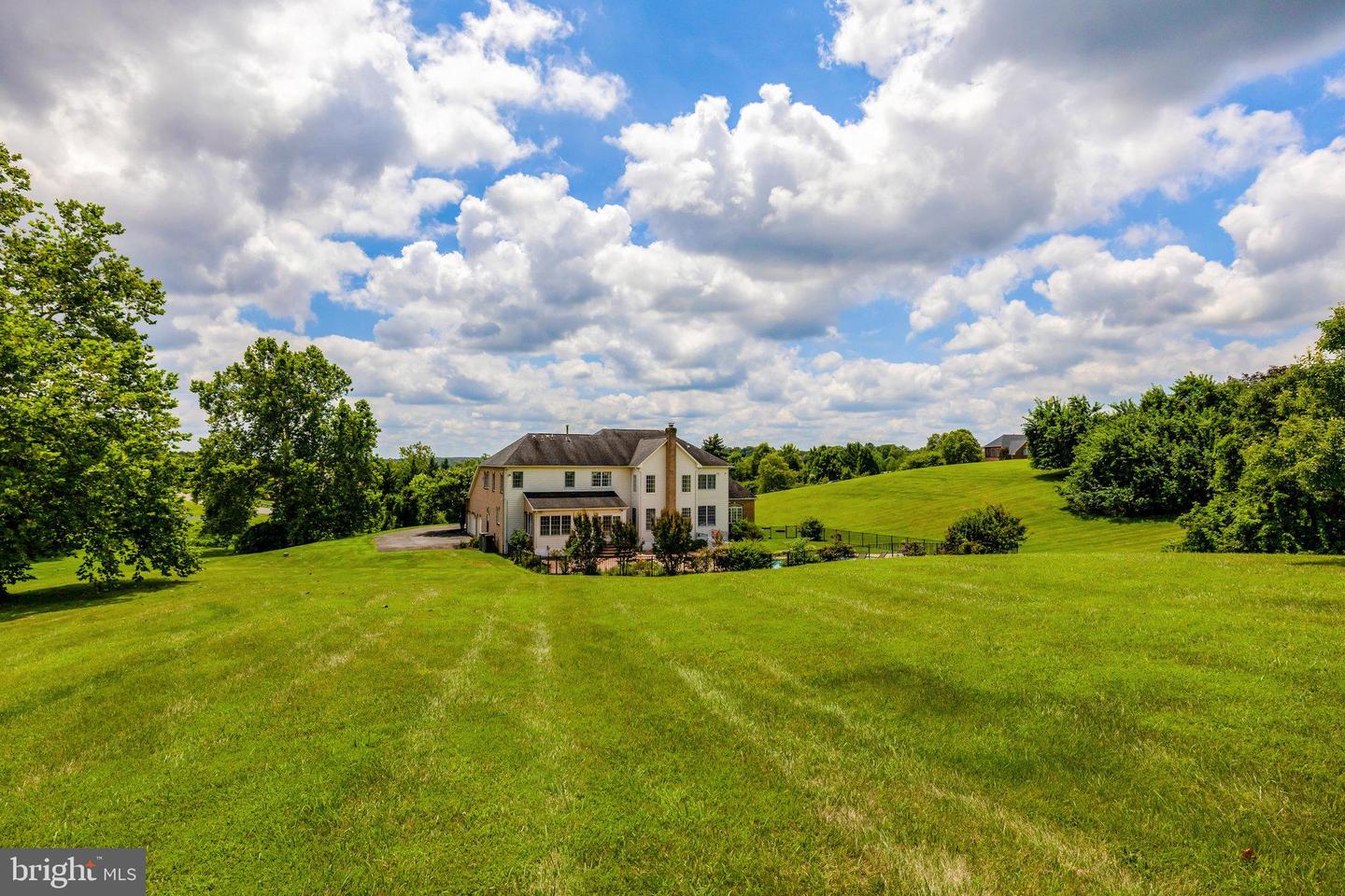 40870 BEECHNUT RD, LEESBURG, Virginia 20175, 4 Bedrooms Bedrooms, ,4 BathroomsBathrooms,Residential,For sale,40870 BEECHNUT RD,VALO2099526 MLS # VALO2099526