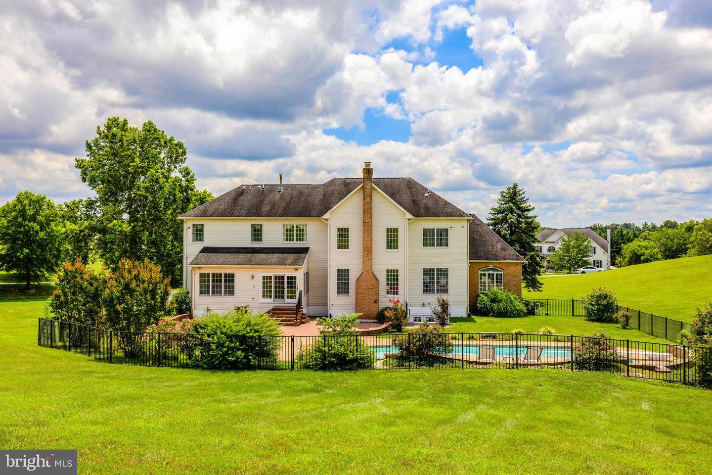 40870 BEECHNUT RD, LEESBURG, Virginia 20175, 4 Bedrooms Bedrooms, ,4 BathroomsBathrooms,Residential,For sale,40870 BEECHNUT RD,VALO2099526 MLS # VALO2099526