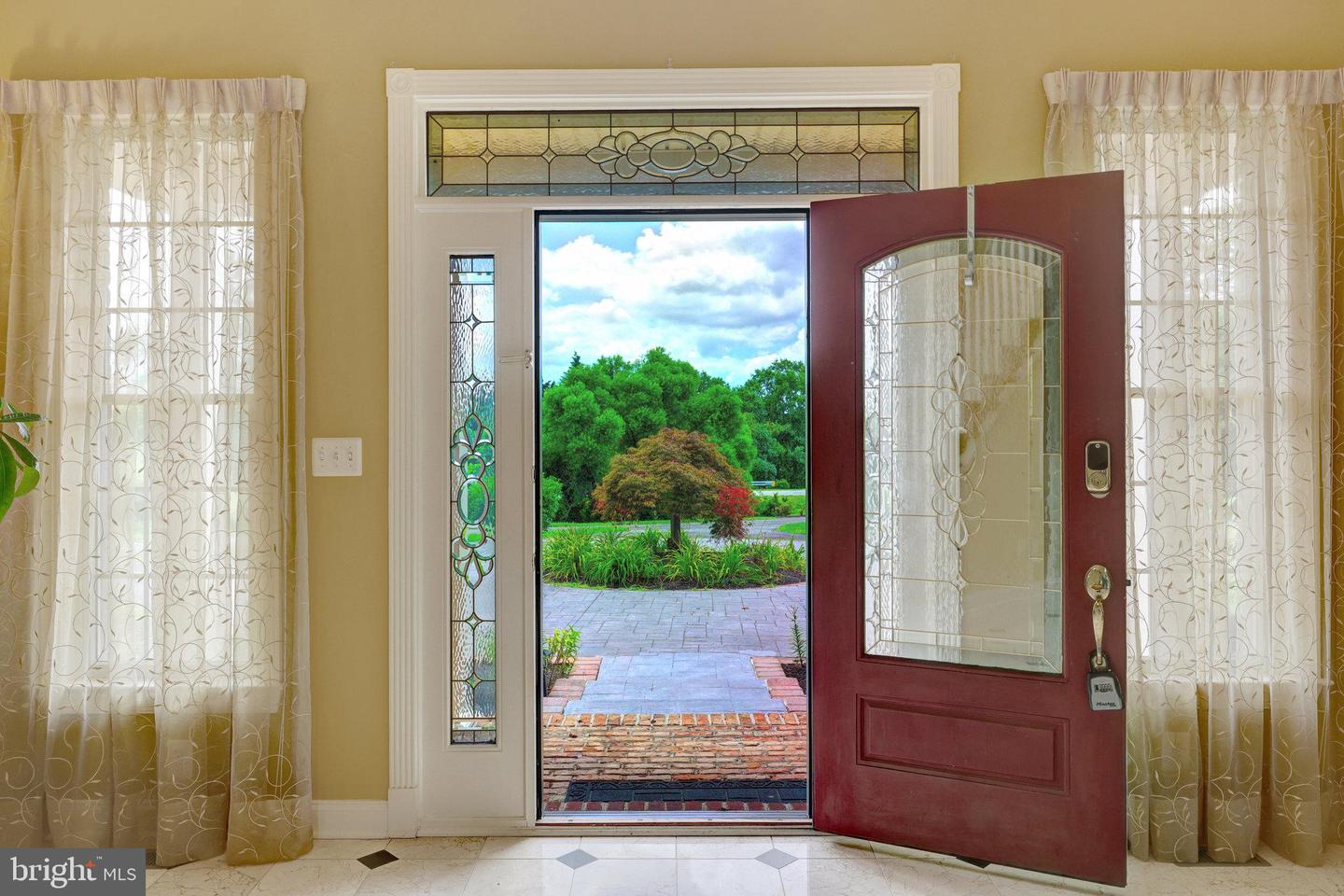 40870 BEECHNUT RD, LEESBURG, Virginia 20175, 4 Bedrooms Bedrooms, ,4 BathroomsBathrooms,Residential,For sale,40870 BEECHNUT RD,VALO2099526 MLS # VALO2099526
