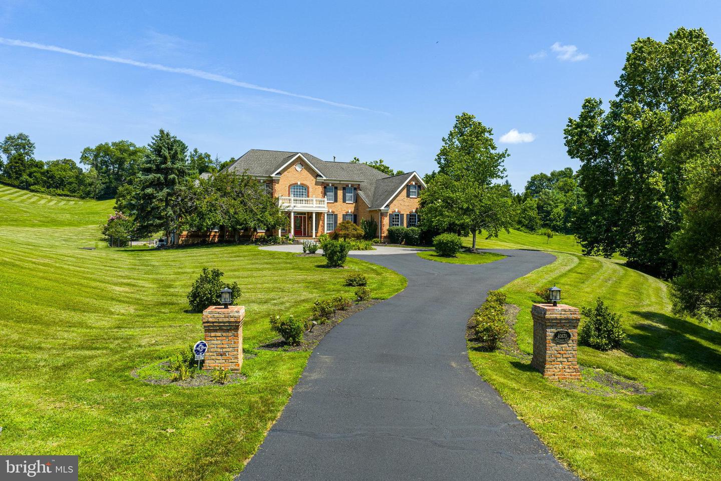 40870 BEECHNUT RD, LEESBURG, Virginia 20175, 4 Bedrooms Bedrooms, ,4 BathroomsBathrooms,Residential,For sale,40870 BEECHNUT RD,VALO2099526 MLS # VALO2099526
