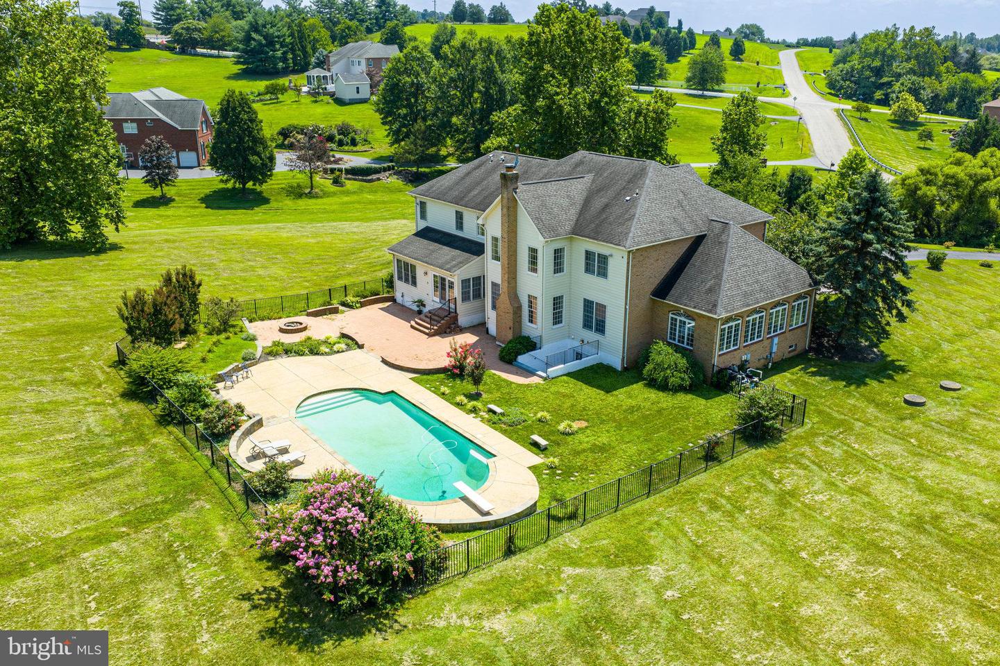 40870 BEECHNUT RD, LEESBURG, Virginia 20175, 4 Bedrooms Bedrooms, ,4 BathroomsBathrooms,Residential,For sale,40870 BEECHNUT RD,VALO2099526 MLS # VALO2099526